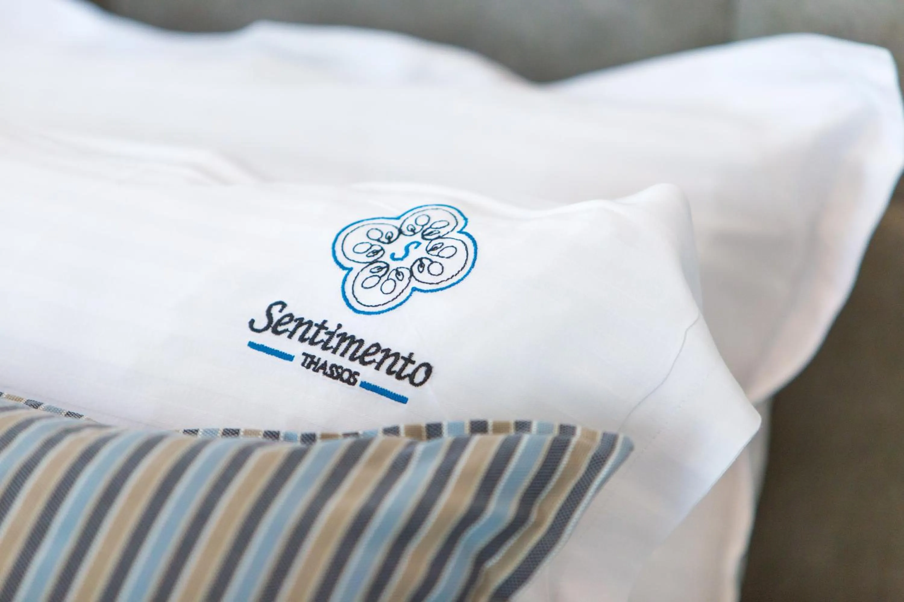 Property logo or sign, Bed in Sentimento