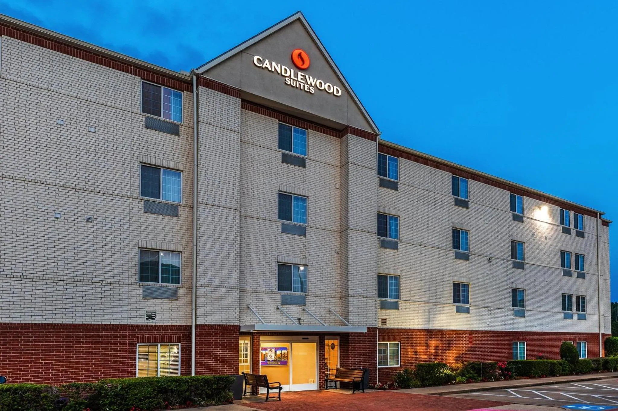 Property building in Candlewood Suites Tyler by IHG
