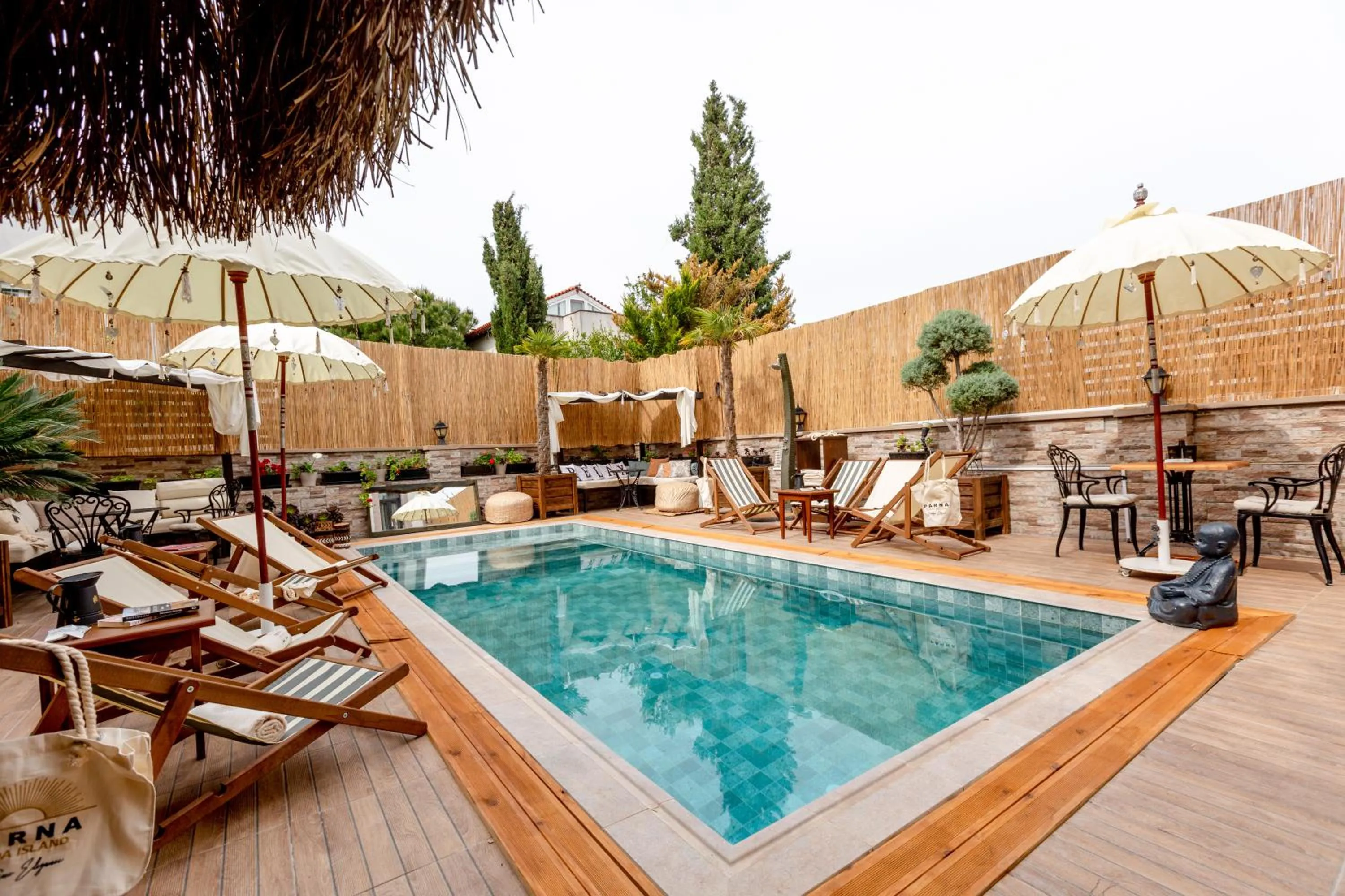 Swimming pool in Parna Hotel