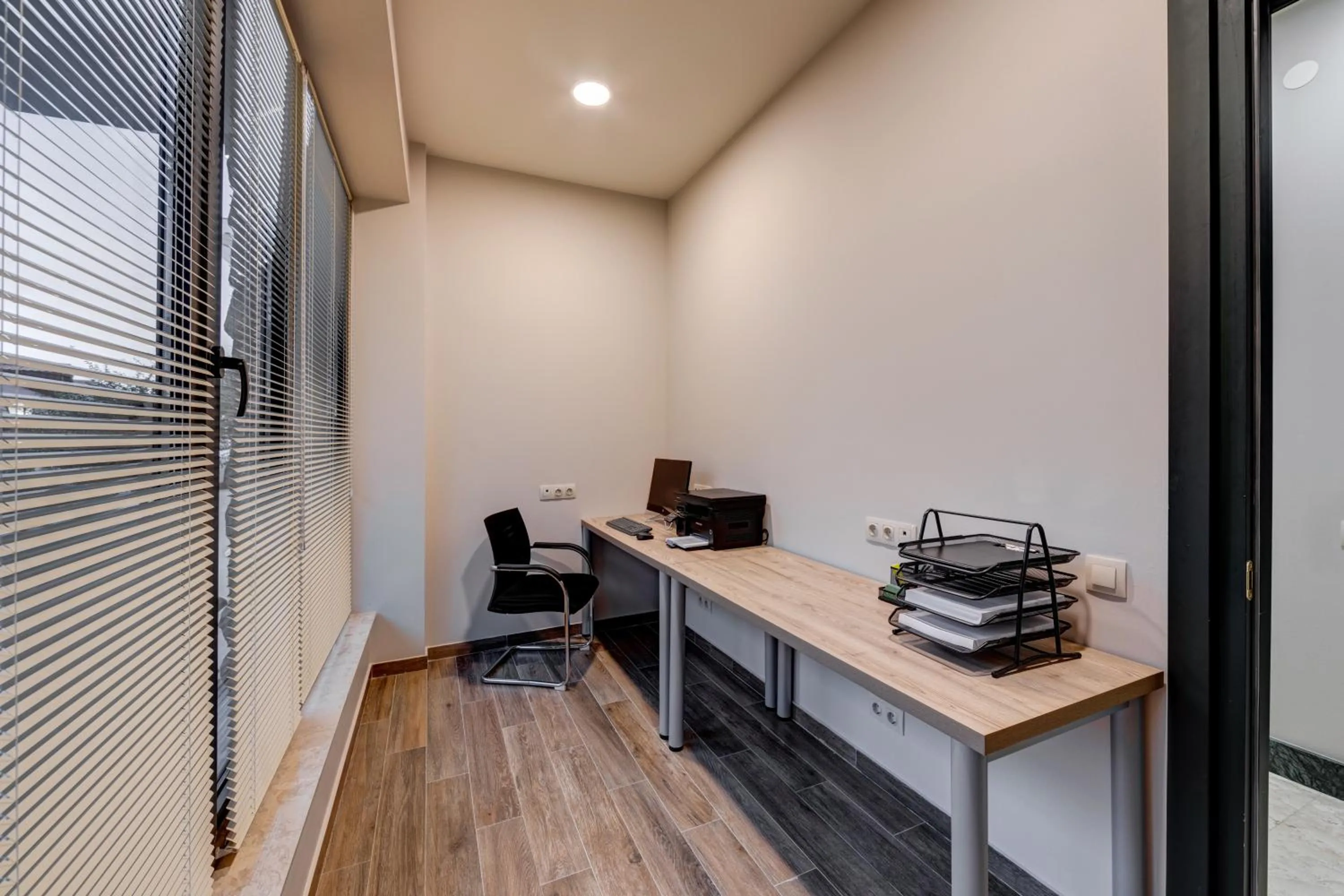 Area and facilities in Sole Palace