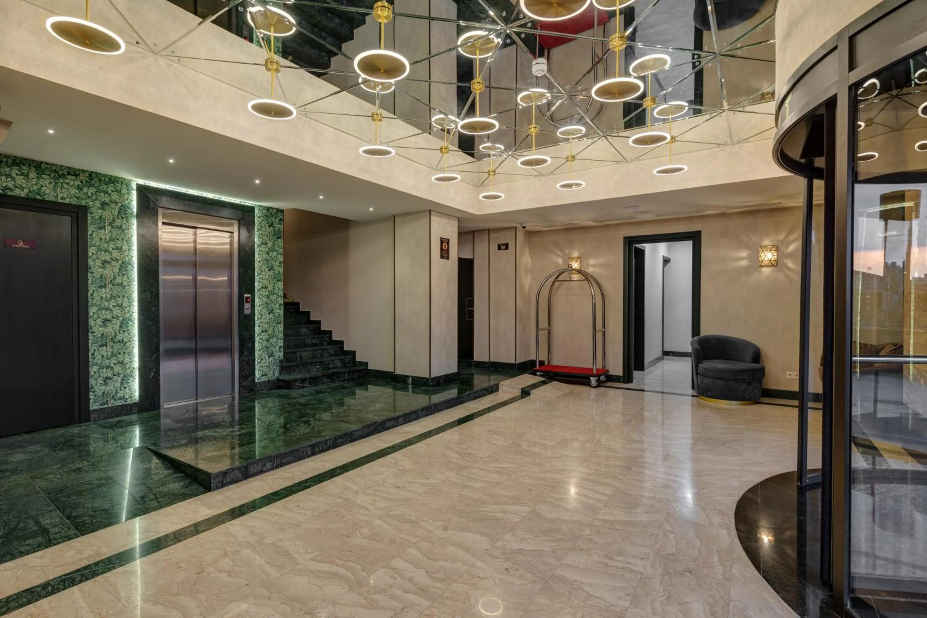 Lobby or reception in Sole Palace