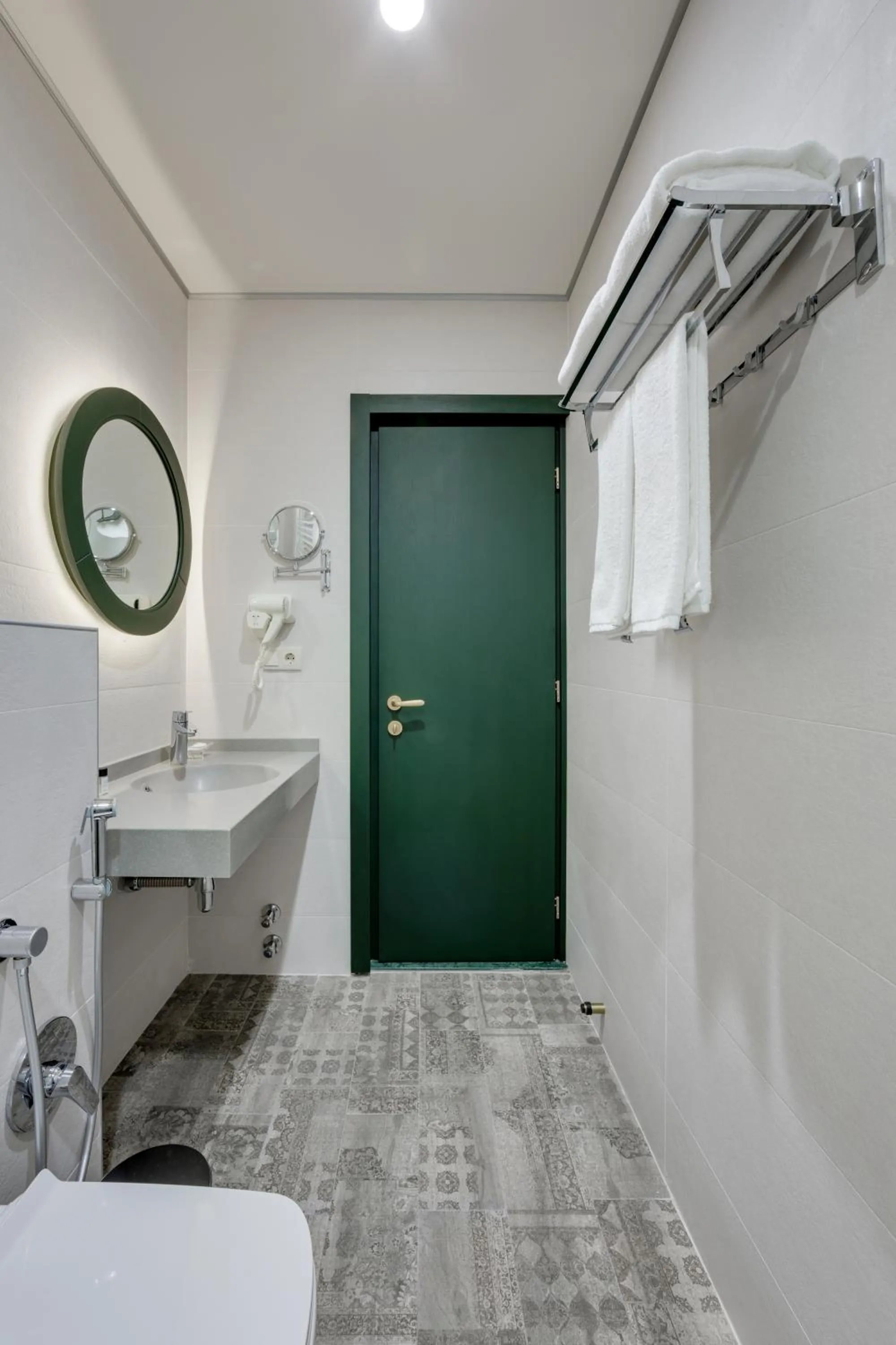 Toilet in Sole Palace