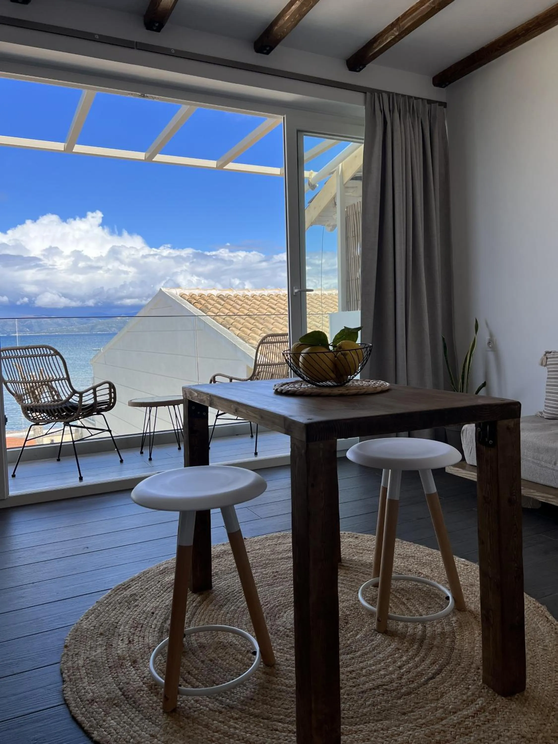 Dining area in Greco Mare