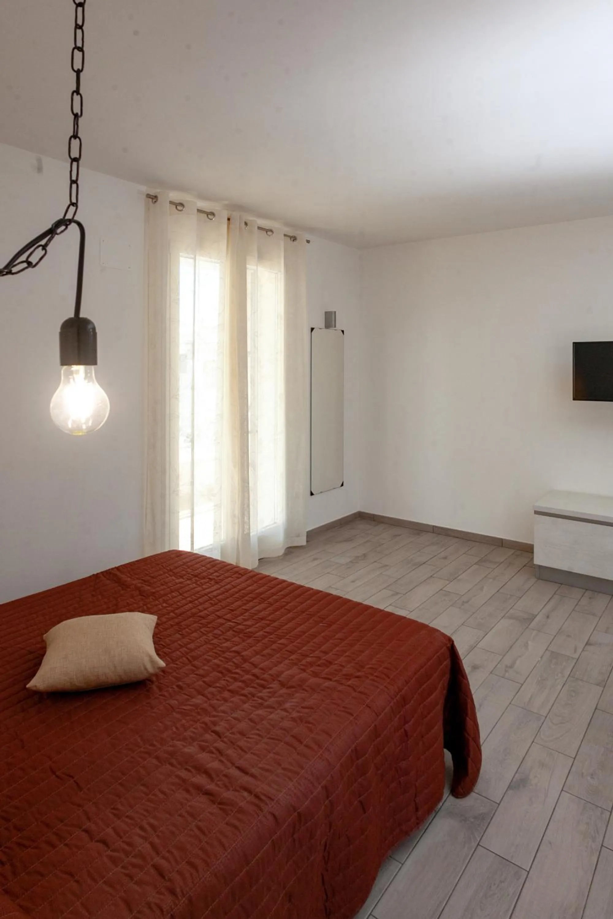 Bed in aestatisdomus