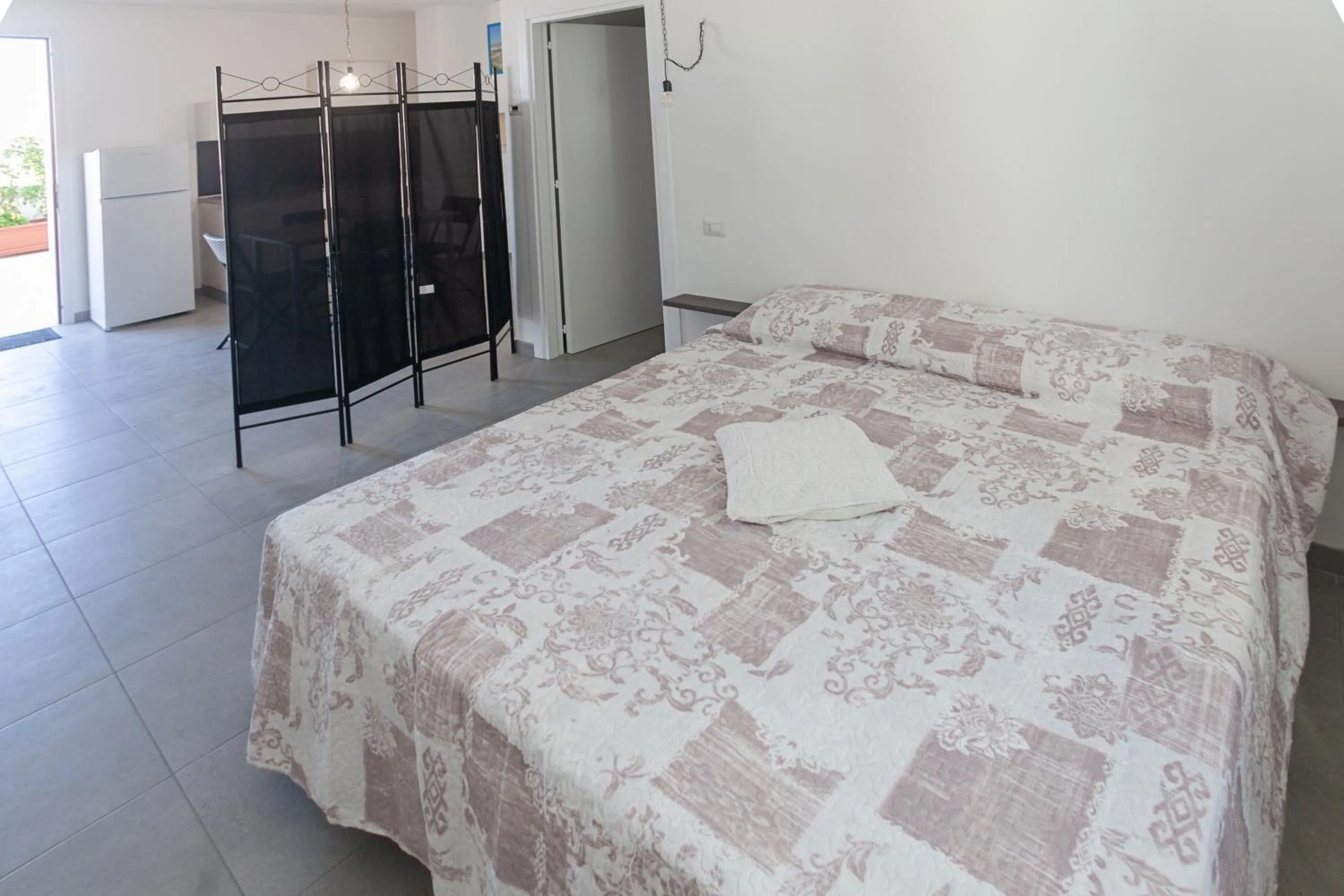 Bed in aestatisdomus