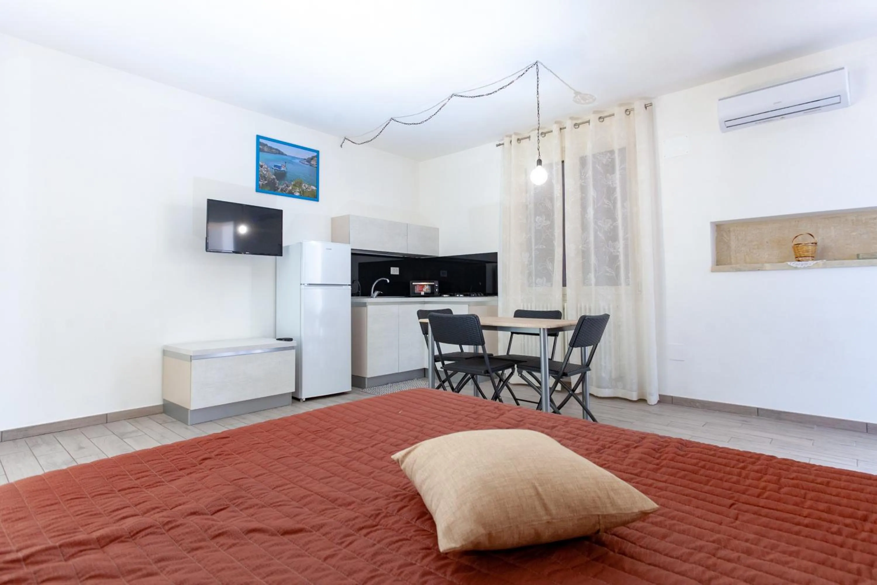 Bed in aestatisdomus