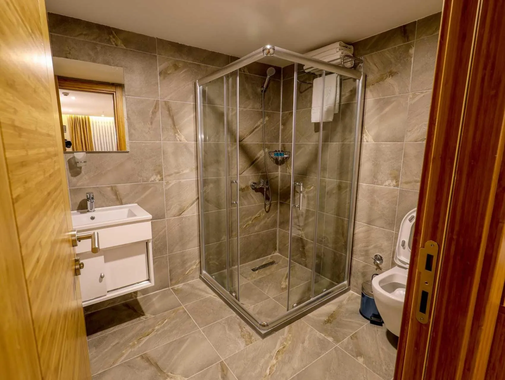 Shower in Grand Elmira Suites