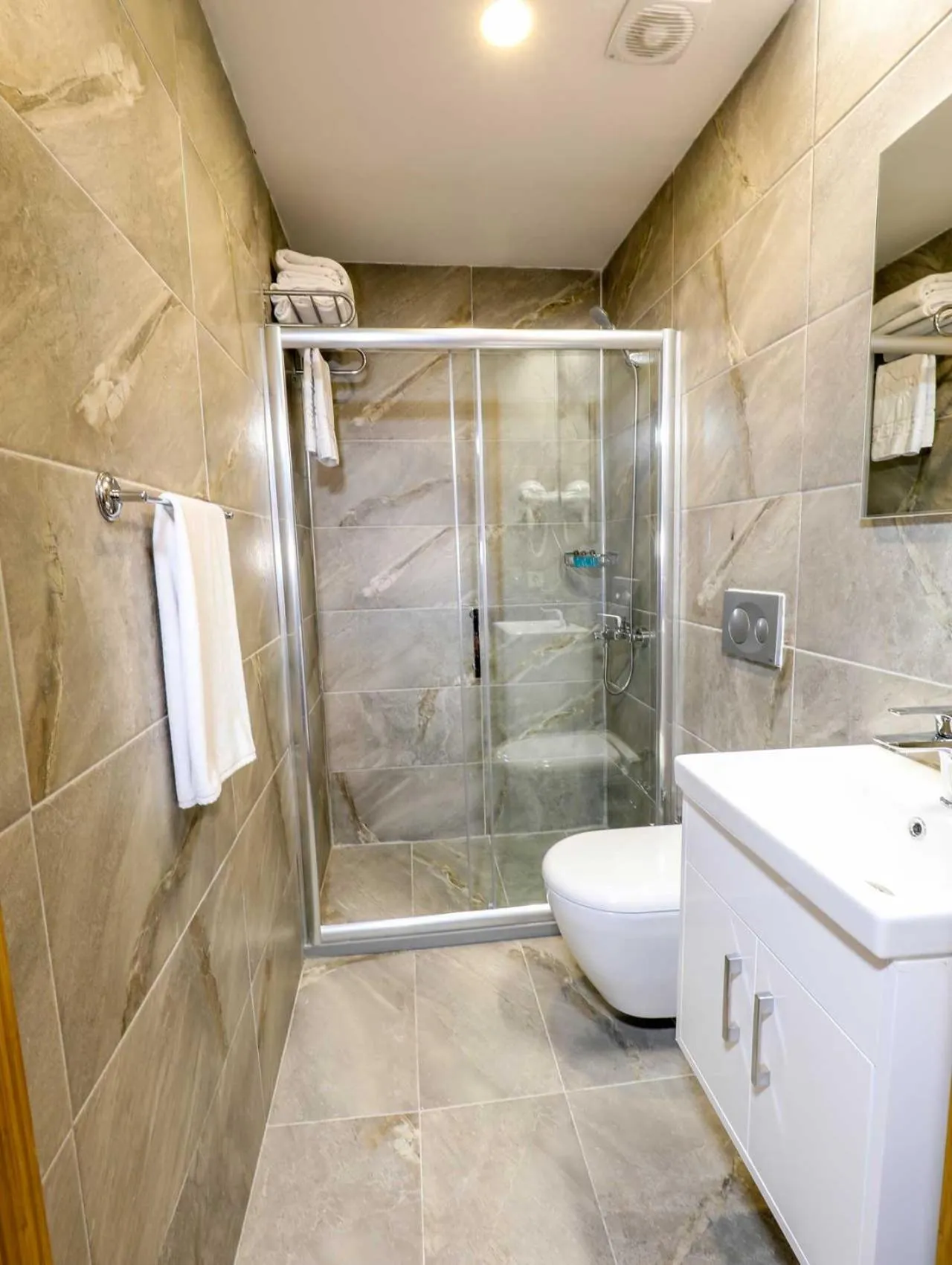 Shower in Grand Elmira Suites