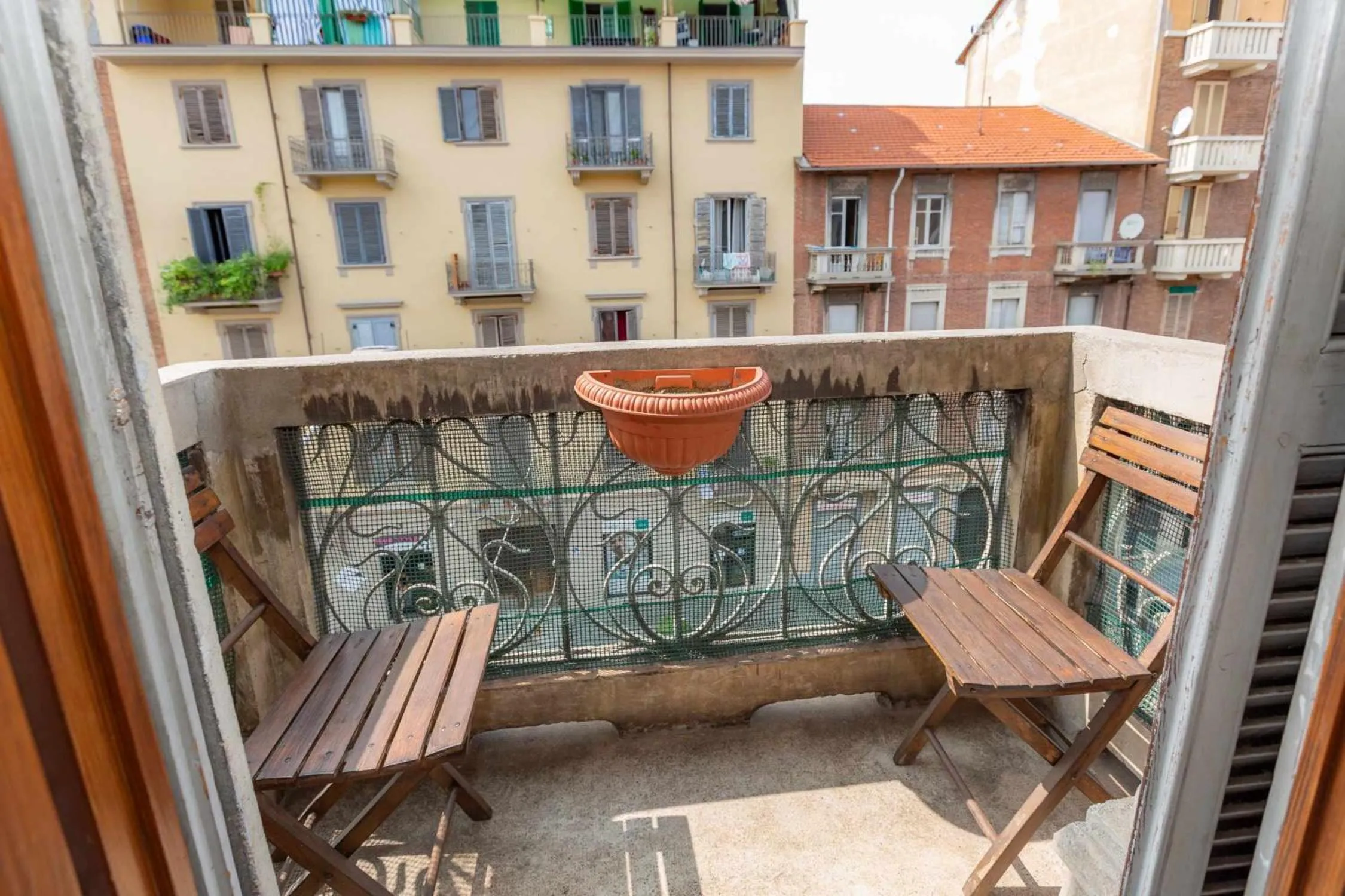 Property building in Grotta di Rita