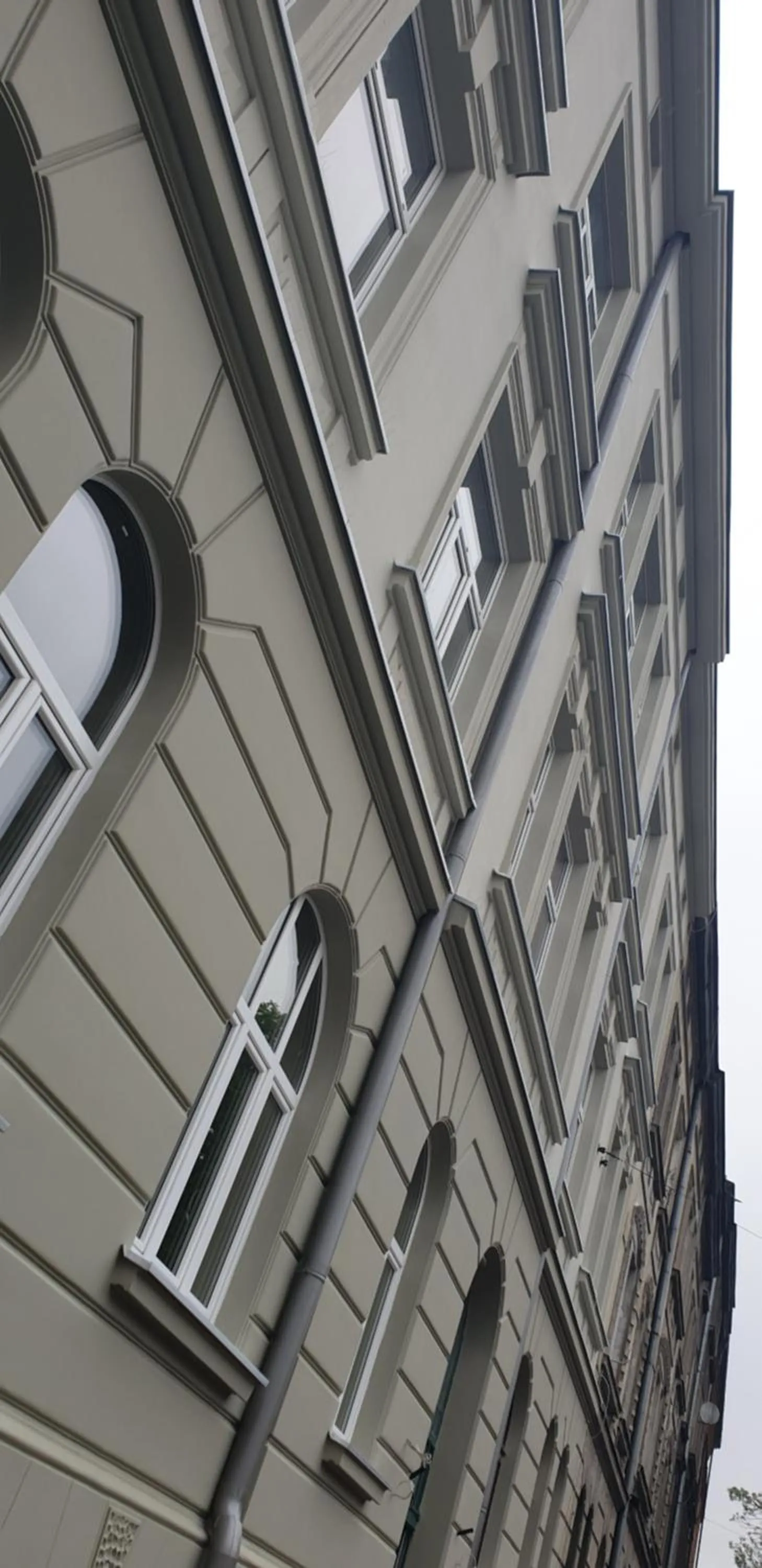 Property building in Barbakan Residence Old Town