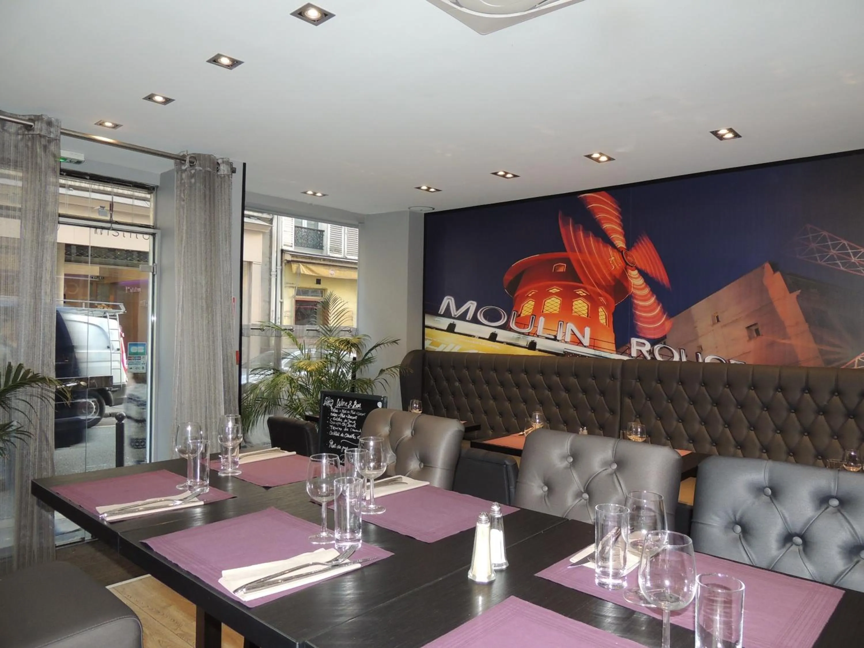 Restaurant/places to eat in Hôtel Eden Opéra