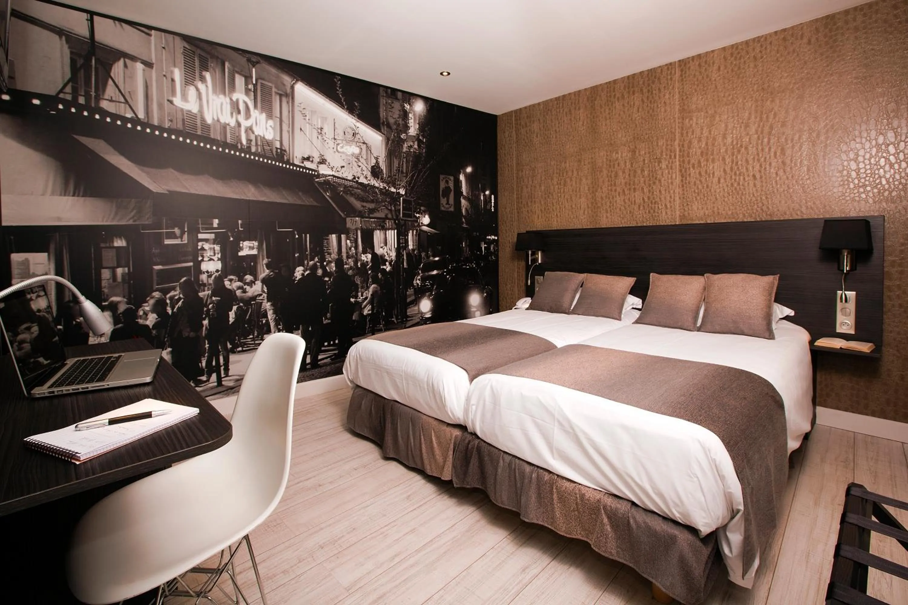 Bed in Hôtel Eden Opéra