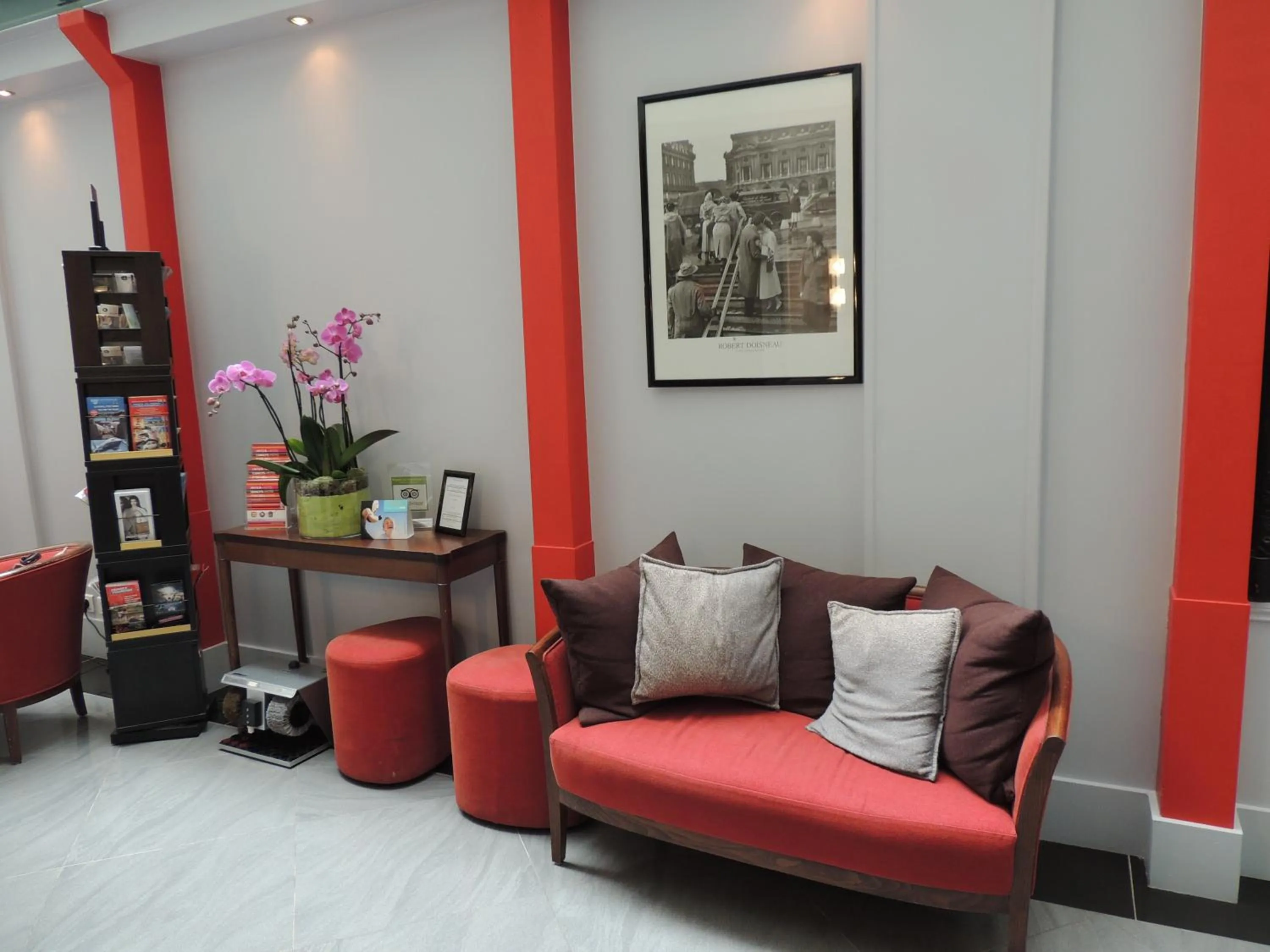 Lobby or reception in Hôtel Eden Opéra
