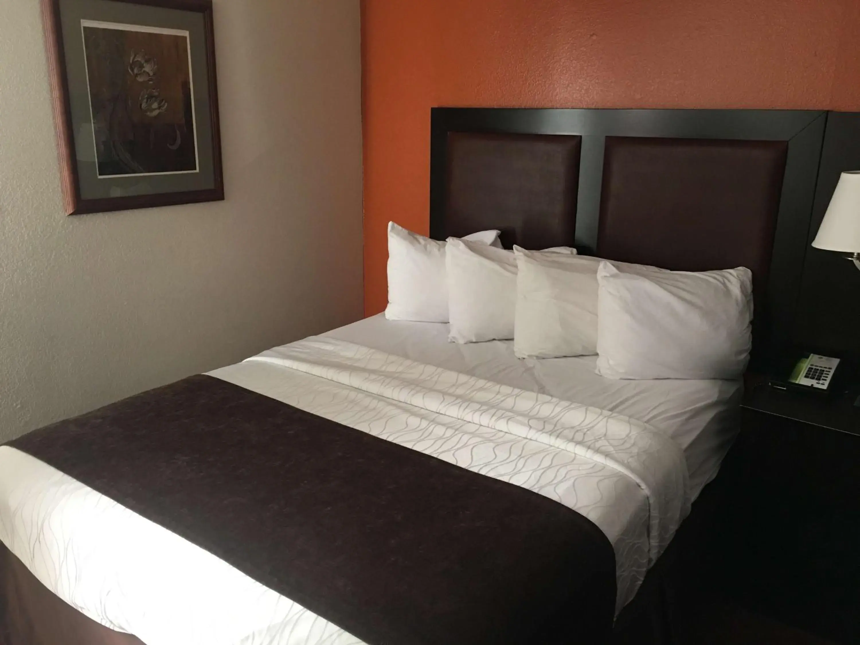 King Room in Best Windsor Inn King Room in Best Windsor Inn