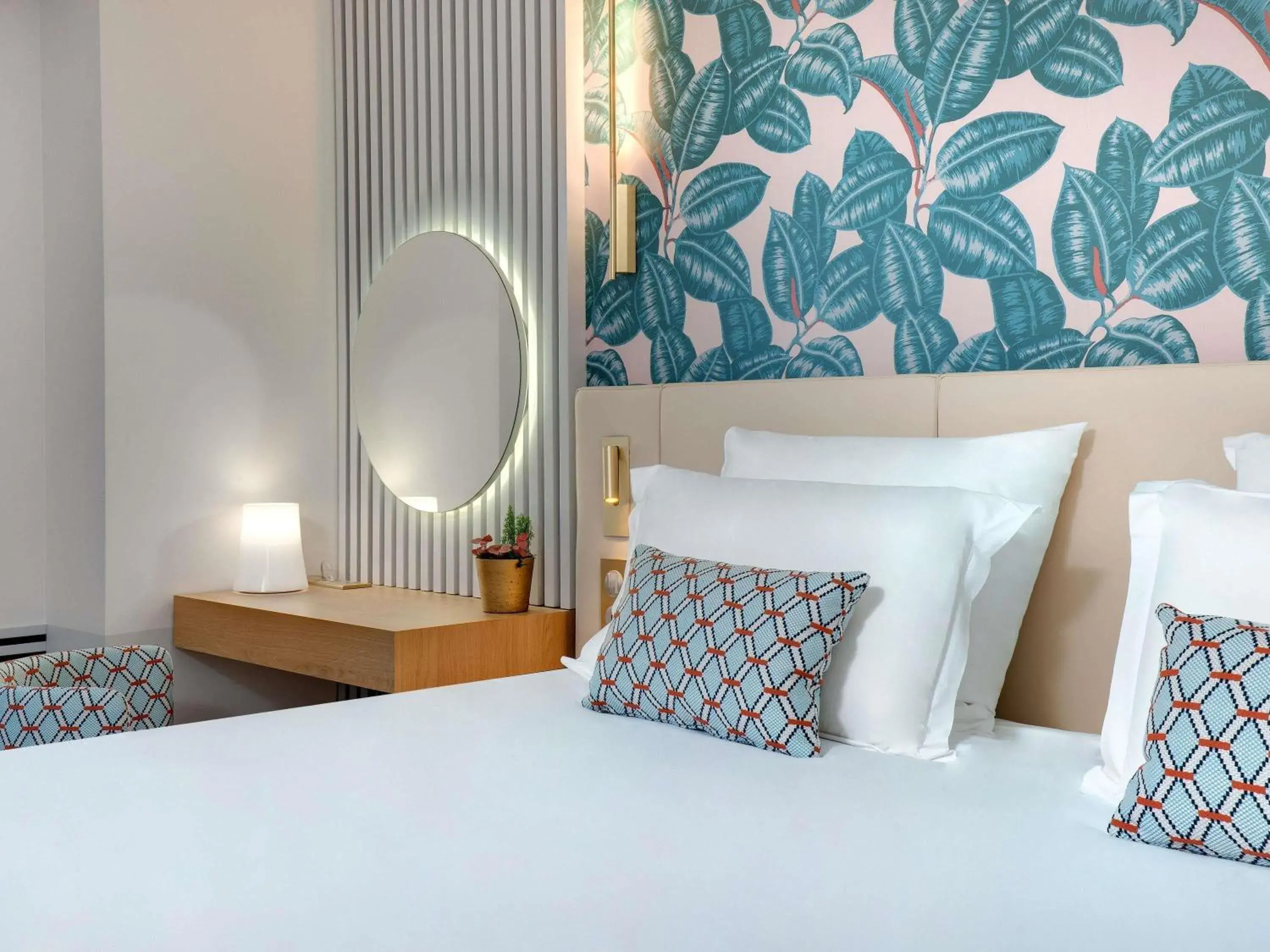 Deluxe Room with Two Single Size Beds in Pullman La Pléiade Montpellier Centre Deluxe Room with Two Single Size Beds in Pullman La Pléiade Montpellier Centre