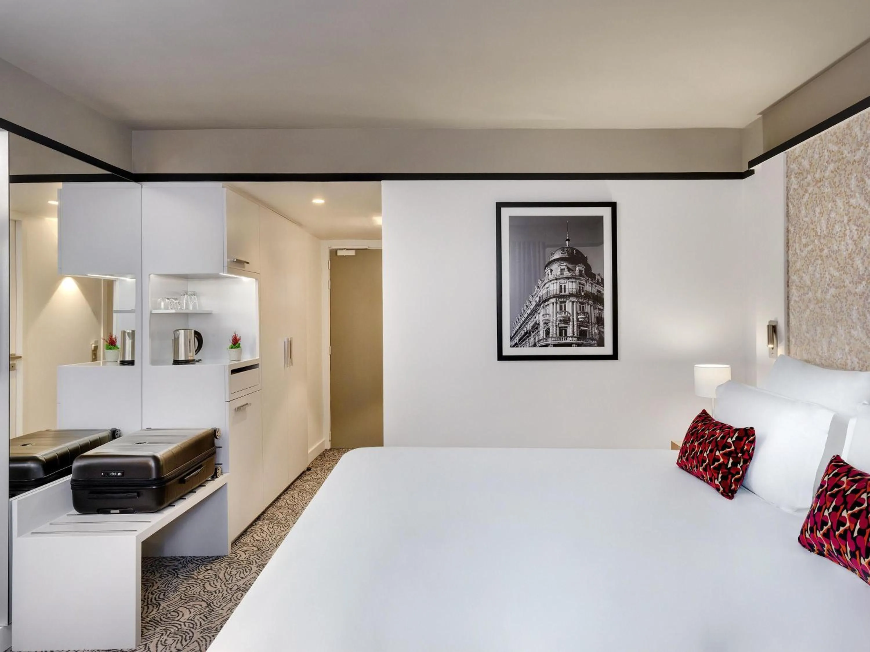 Bedroom, Bed in Pullman La Pléiade Montpellier Centre