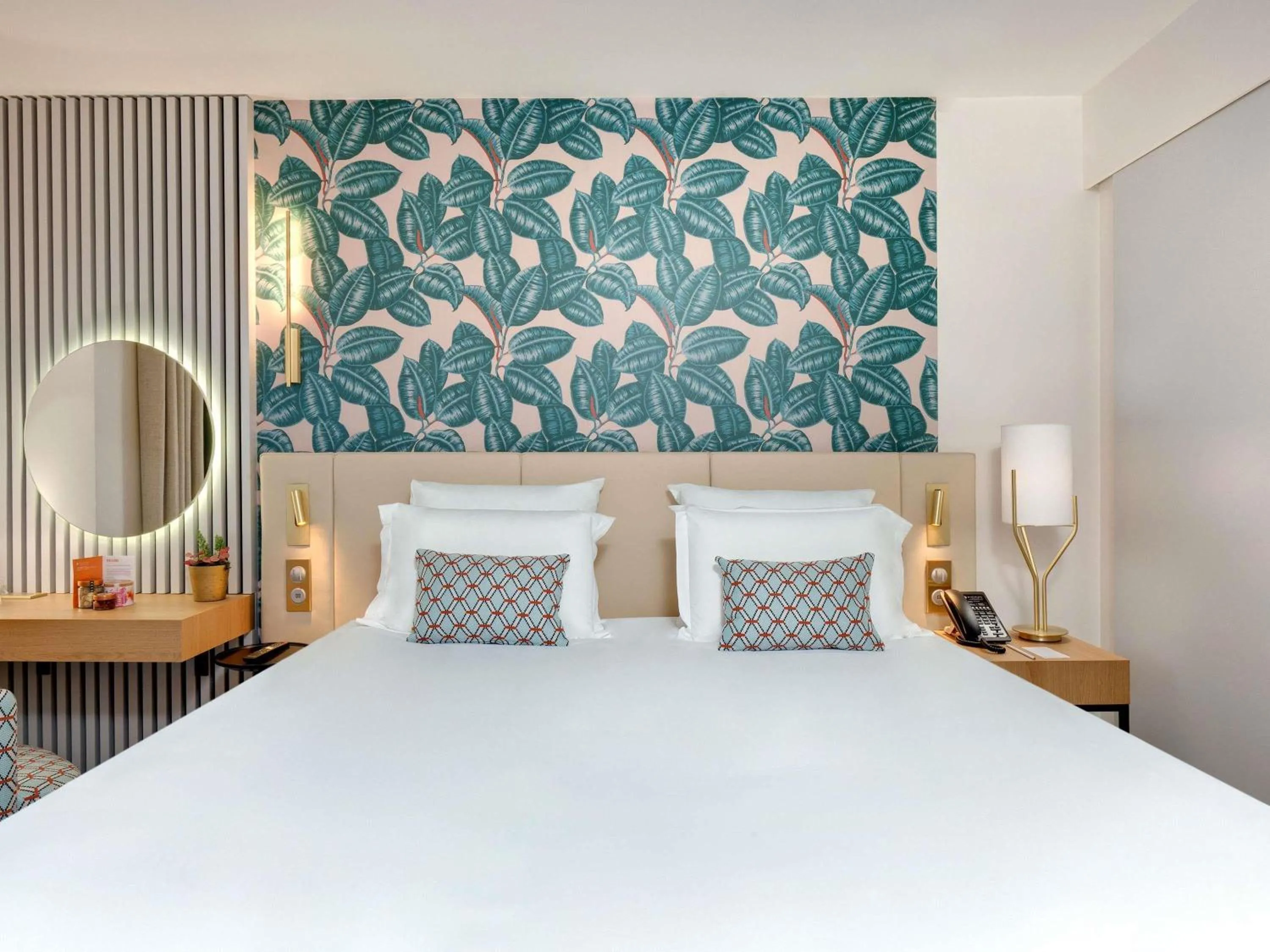 Bedroom, Bed in Pullman La Pléiade Montpellier Centre