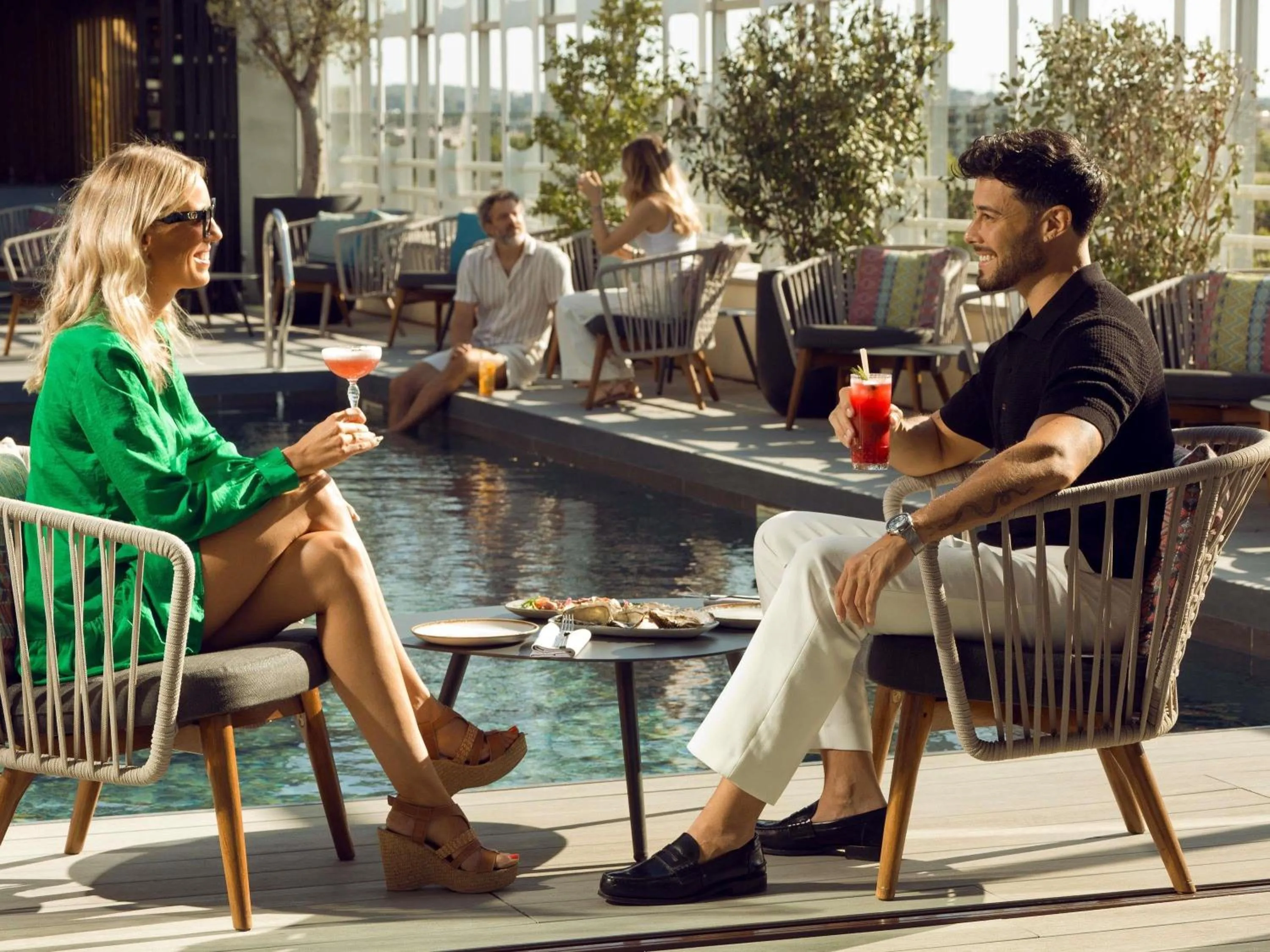 Lounge or bar in Pullman La Pléiade Montpellier Centre