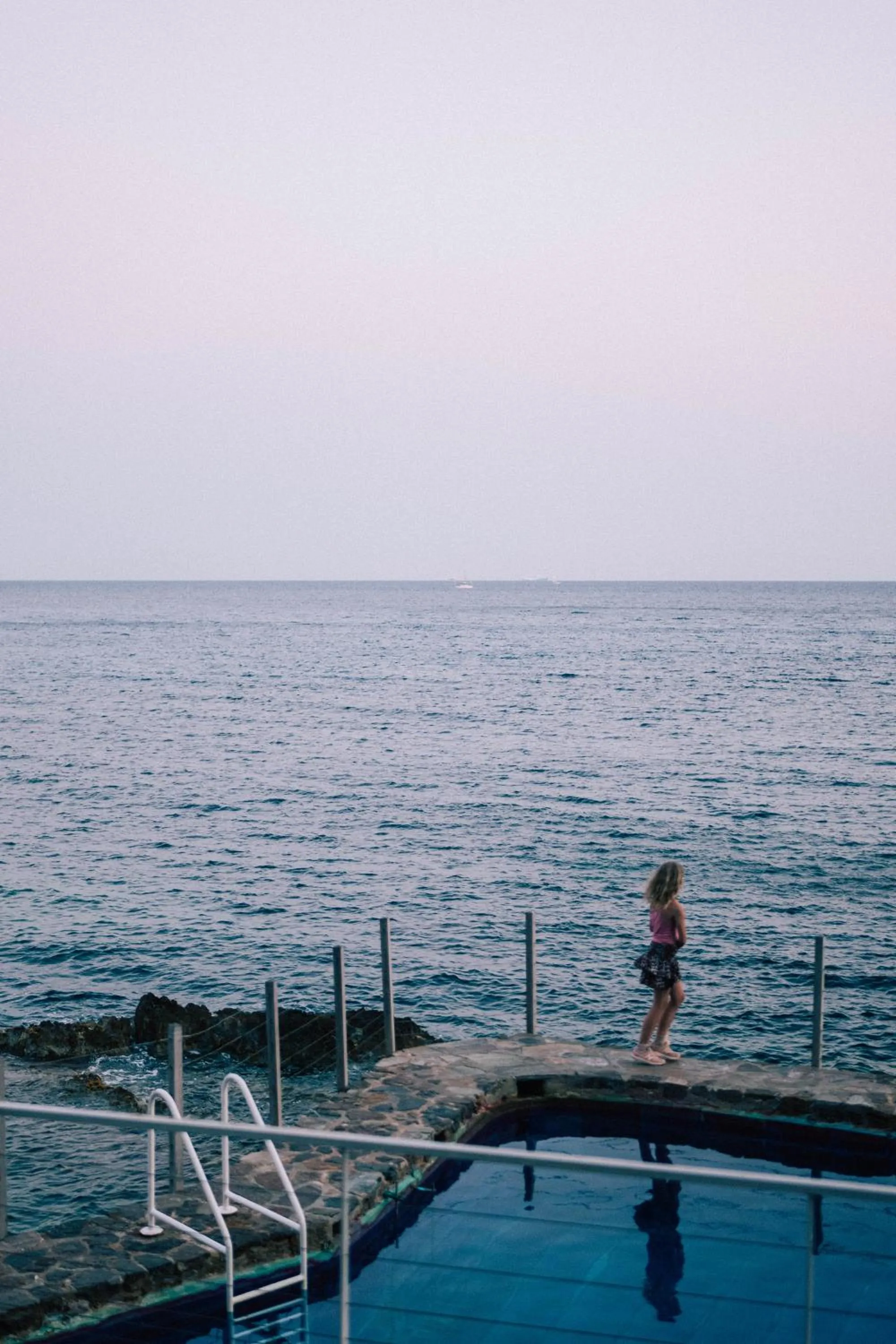 Swimming pool in Hôtel Le Provençal - Rénové en 2025 - Bord de Mer