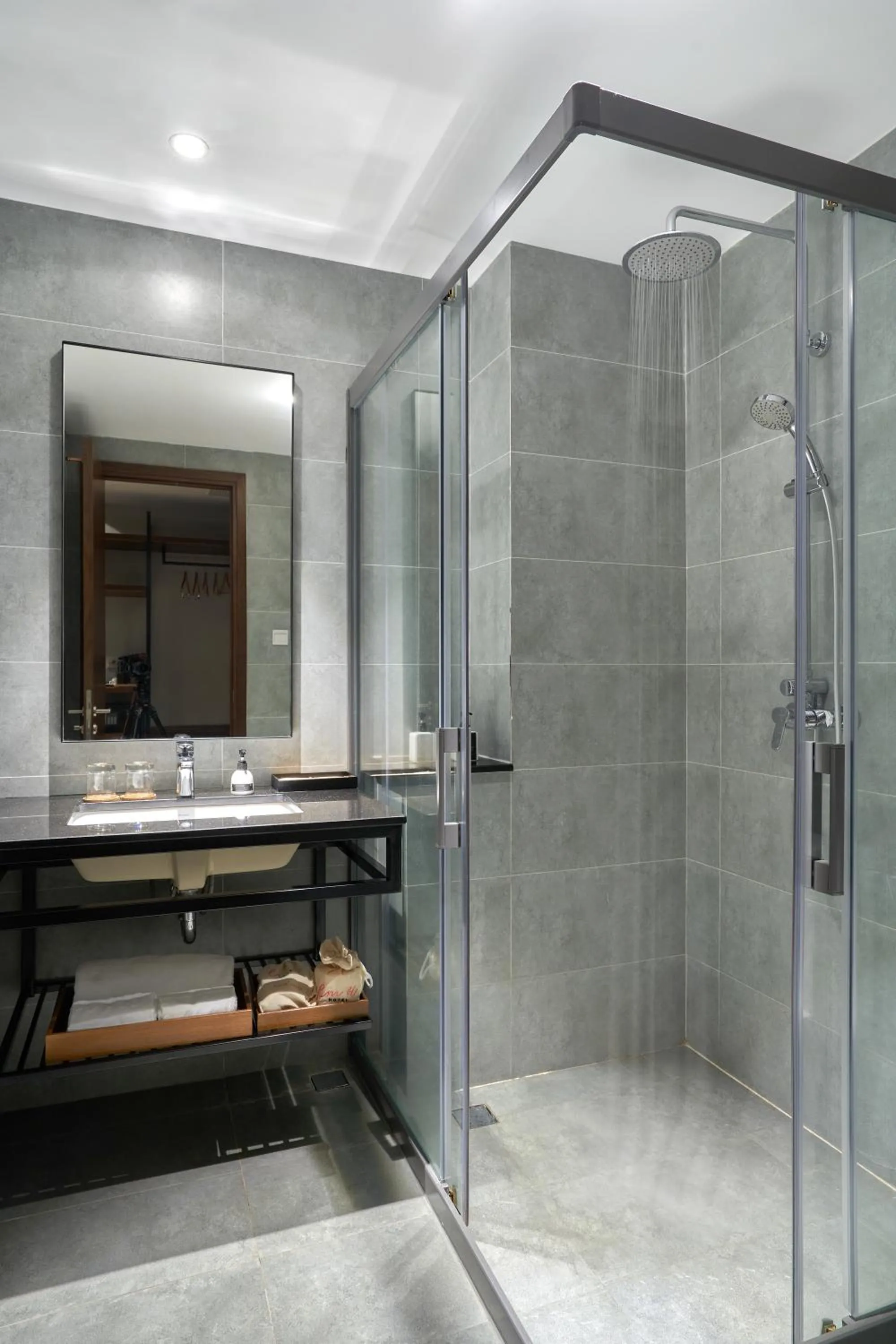 Bathroom in Em Oi Boutique Hotel