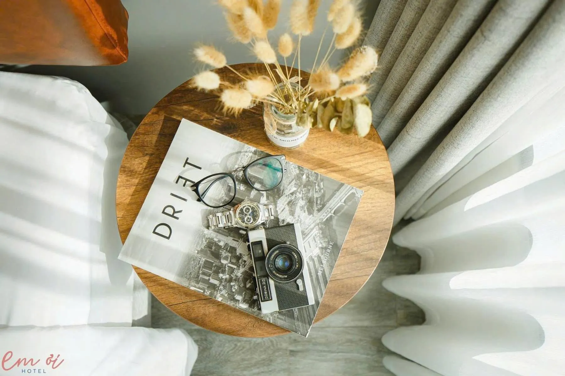 TV and multimedia in Em Oi Boutique Hotel