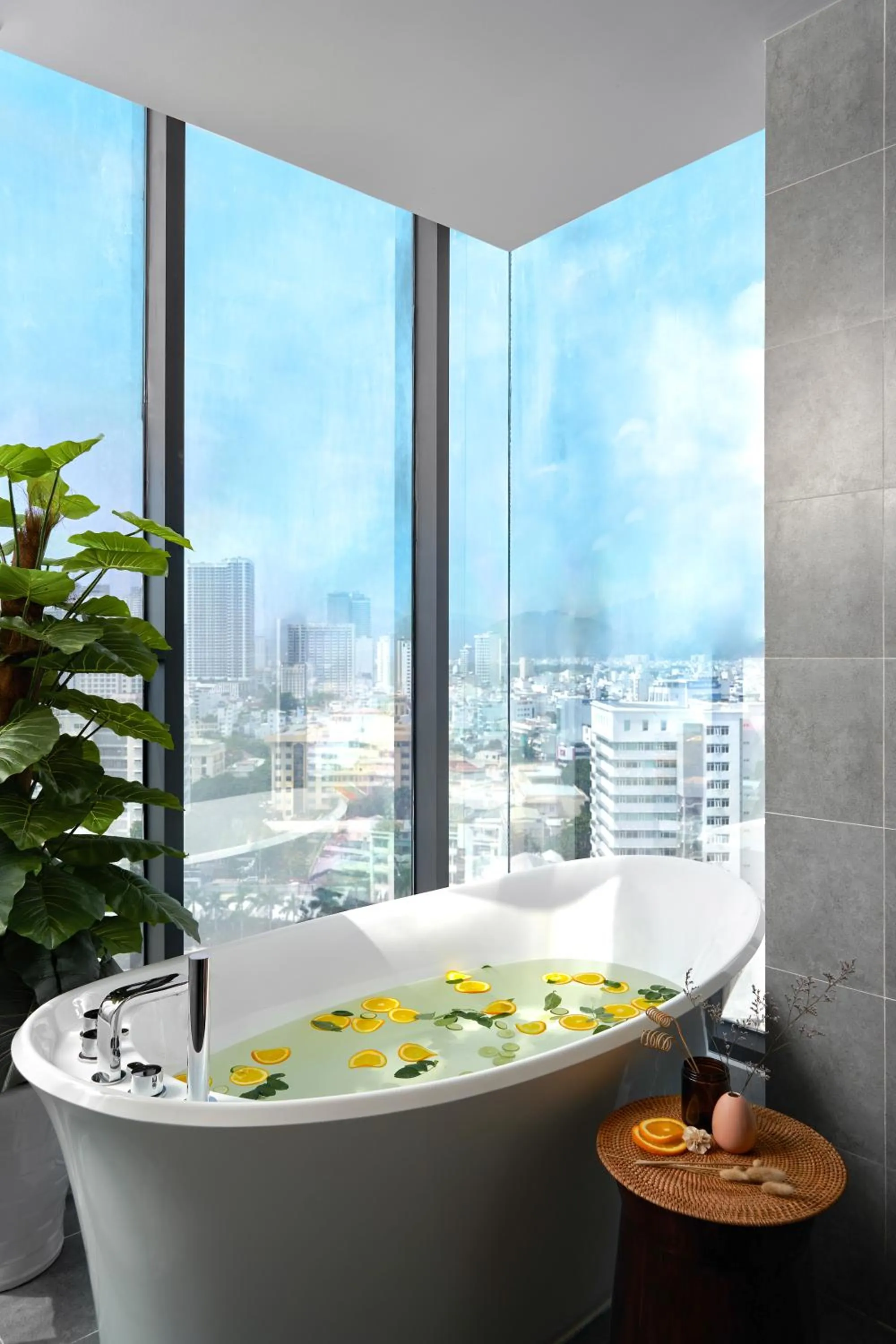 City view in Em Oi Boutique Hotel