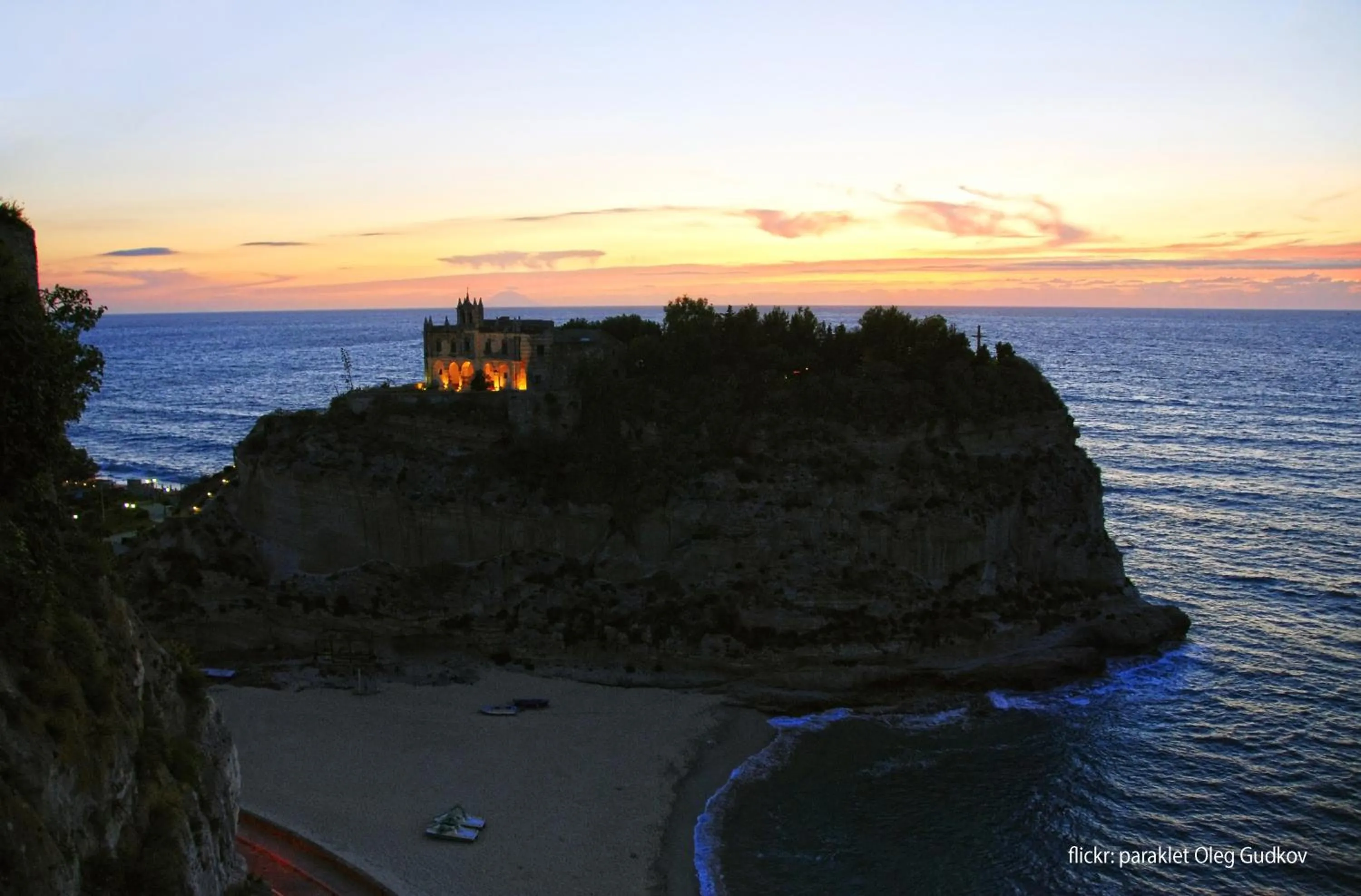 Nearby landmark in Suite Hotel L'Oasi di Riaci
