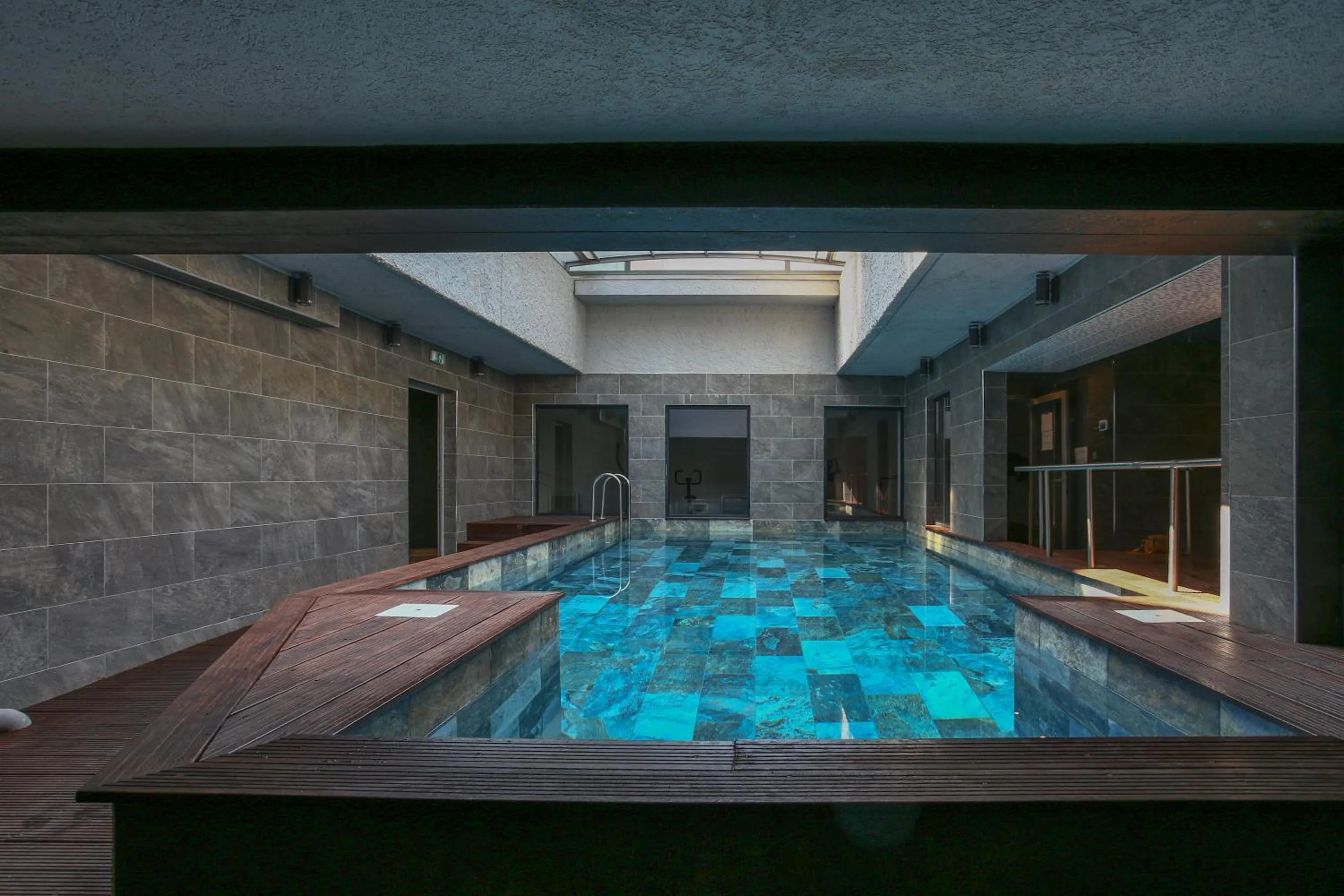 Hotel Brise de Mer - Piscine intérieure & extérieure