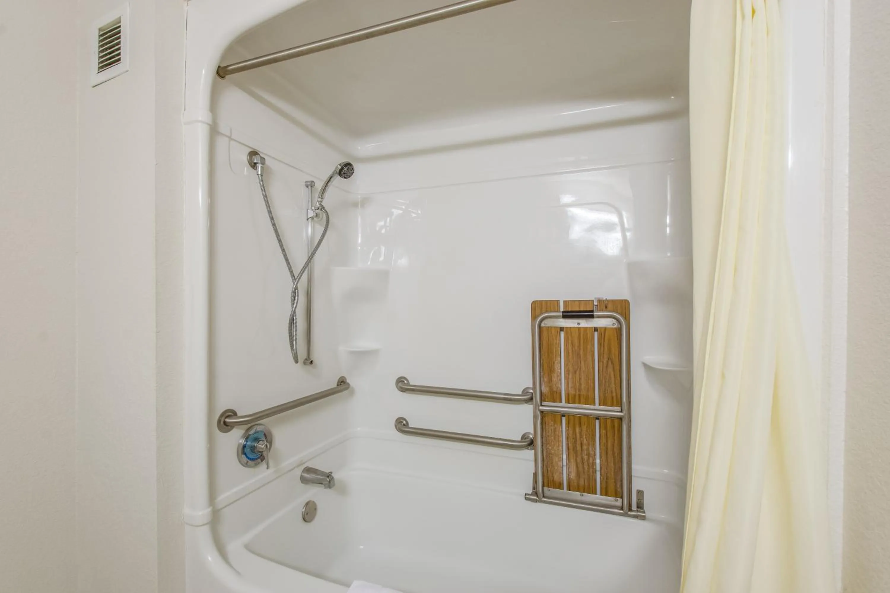 Bathroom in Americas Best Value Inn-Knoxville East