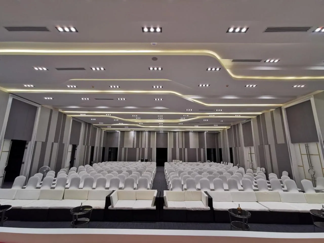 Meeting/conference room in De VeraNiO Resort