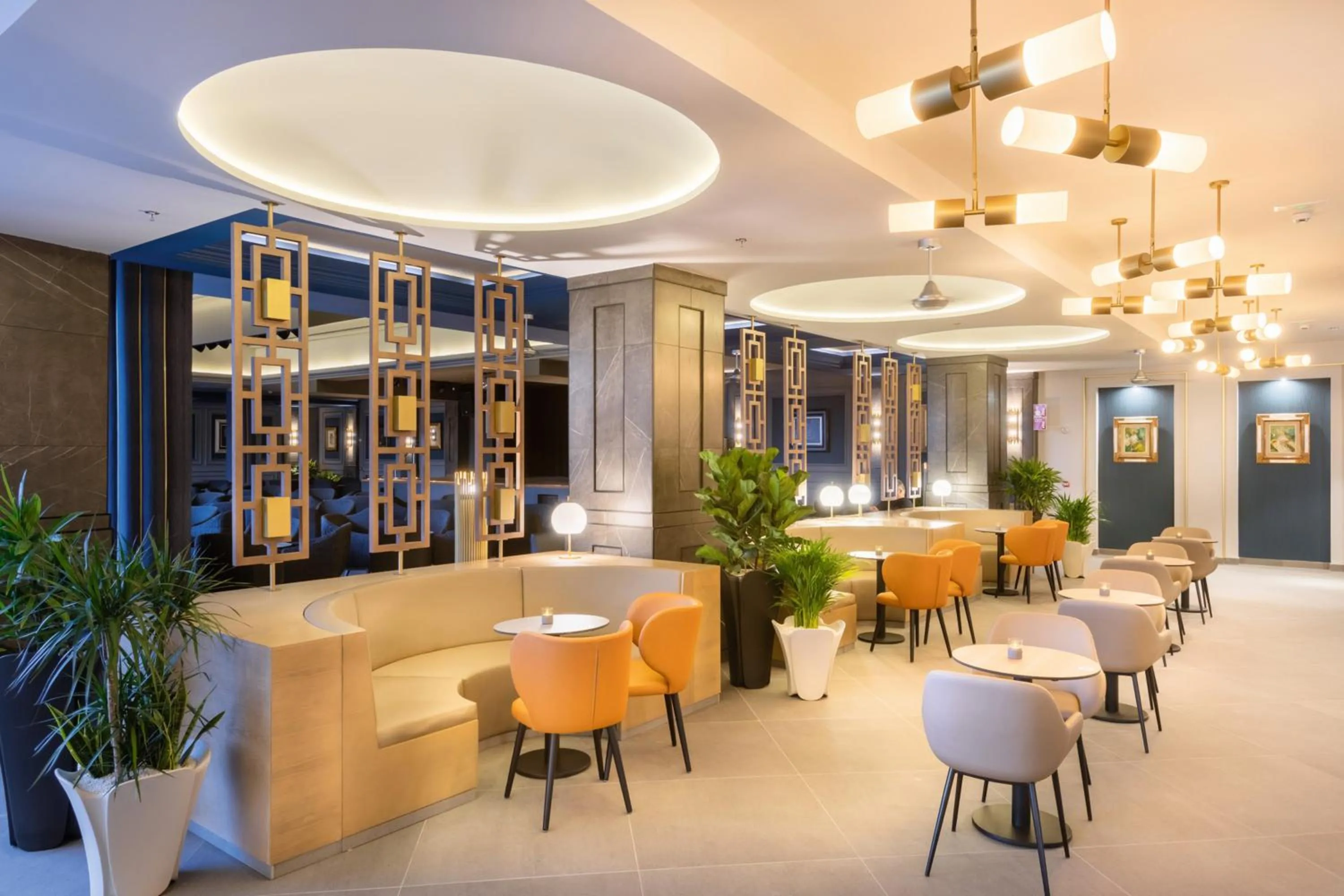 Lounge or bar in Hotel Riu Palace Maspalomas - Adults Only