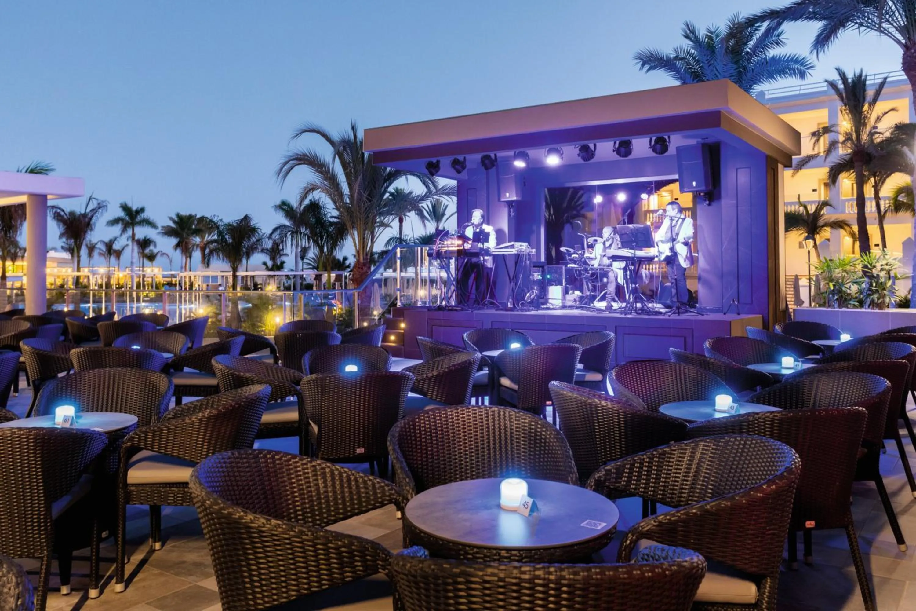 Lounge or bar in Hotel Riu Palace Maspalomas - Adults Only