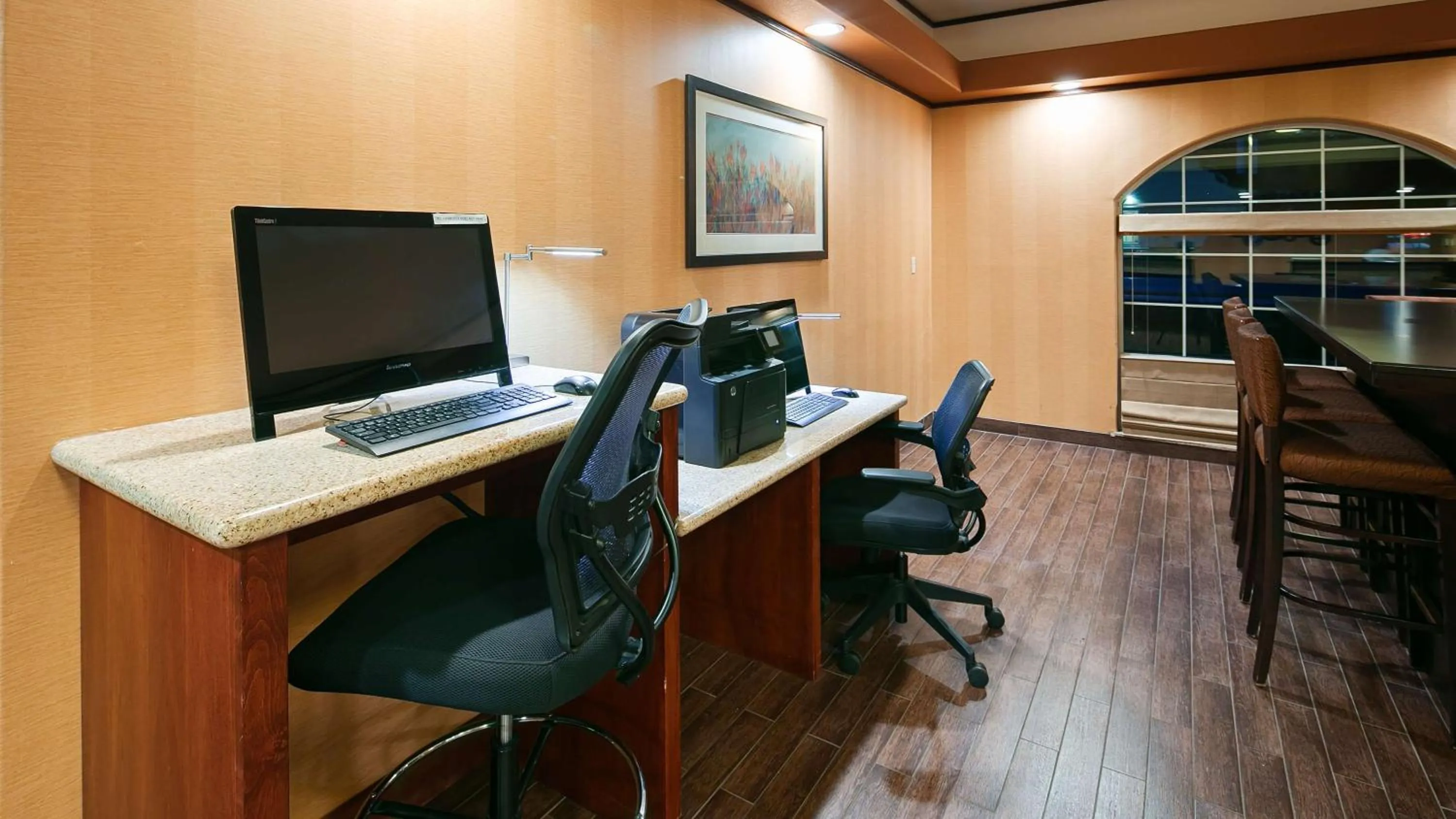 Business facilities in Best Western Plus Rama Inn & Suites