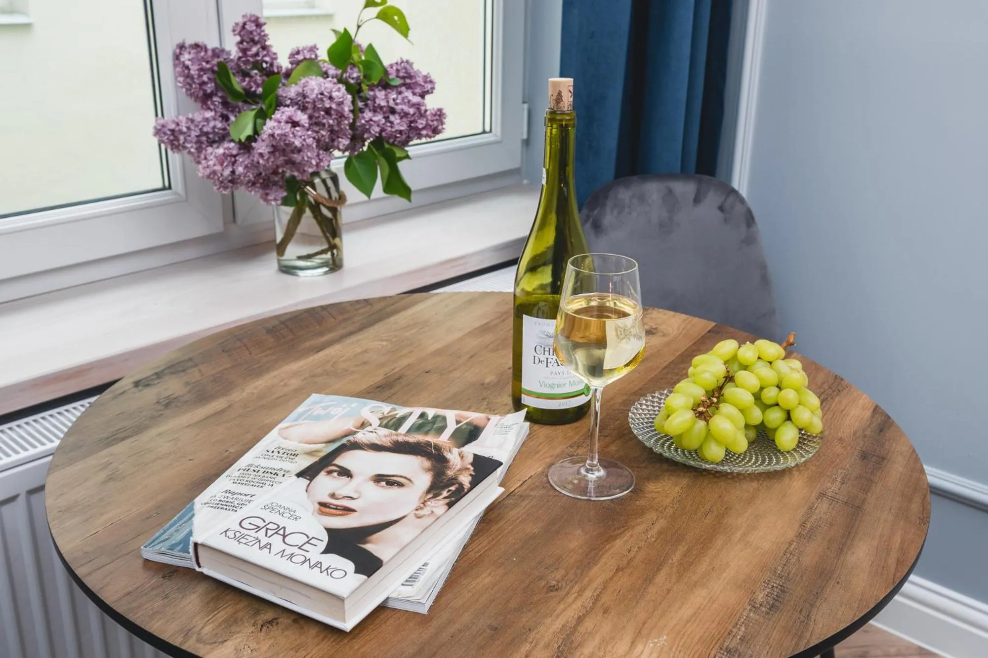 Food and drinks in Art of Serenity