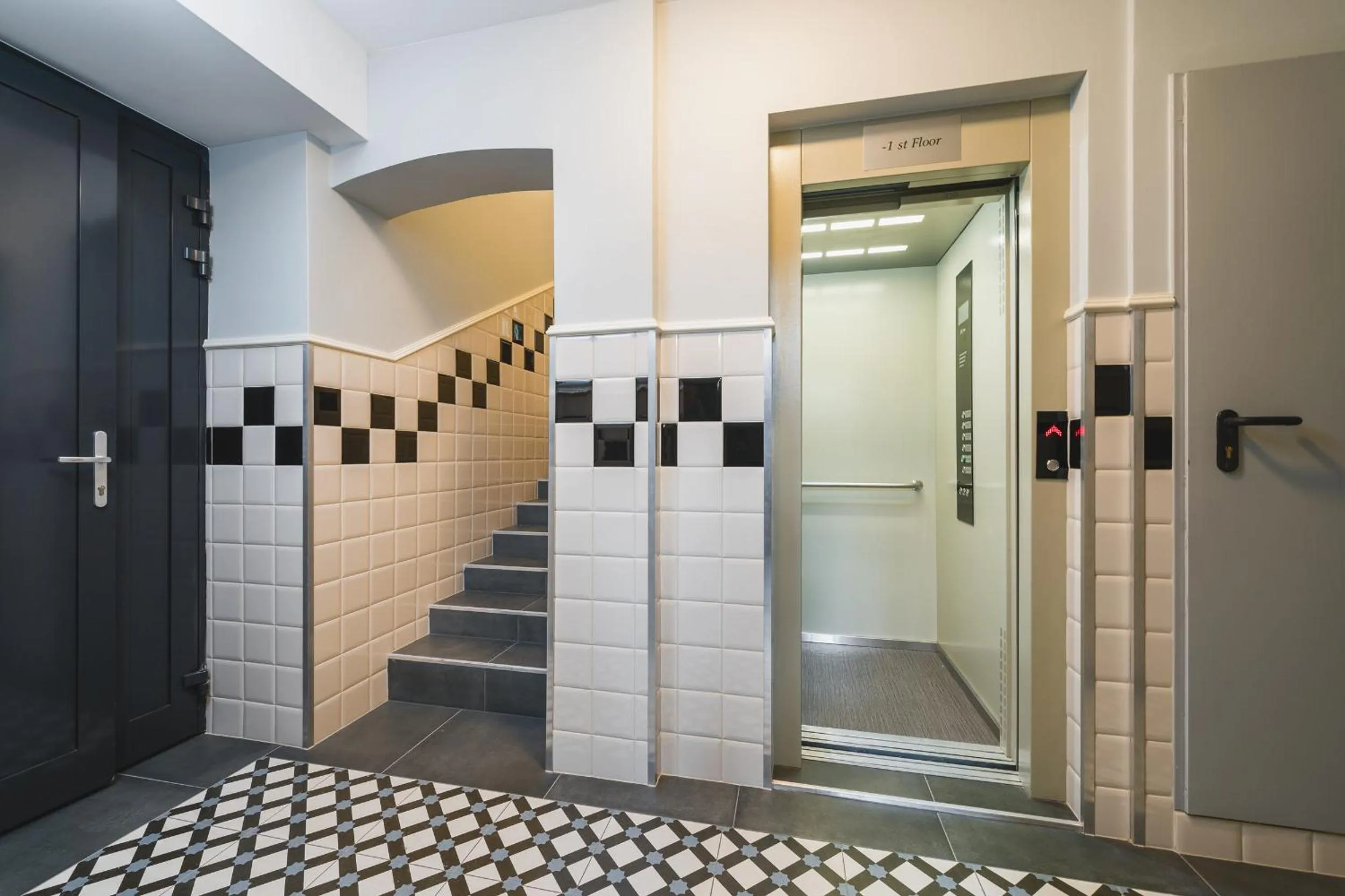 Facade/entrance in Art of Serenity