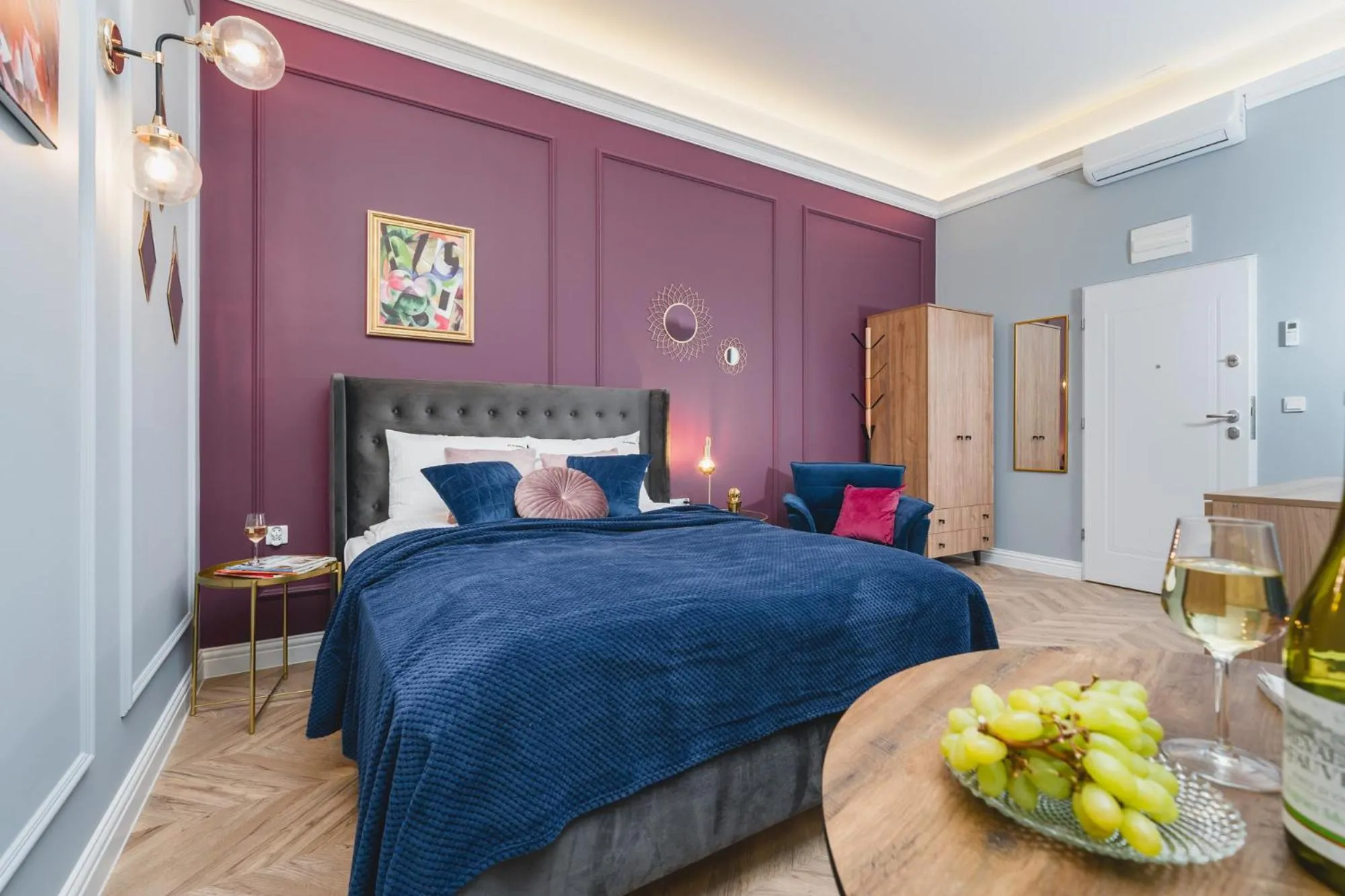 Bed in Art of Serenity