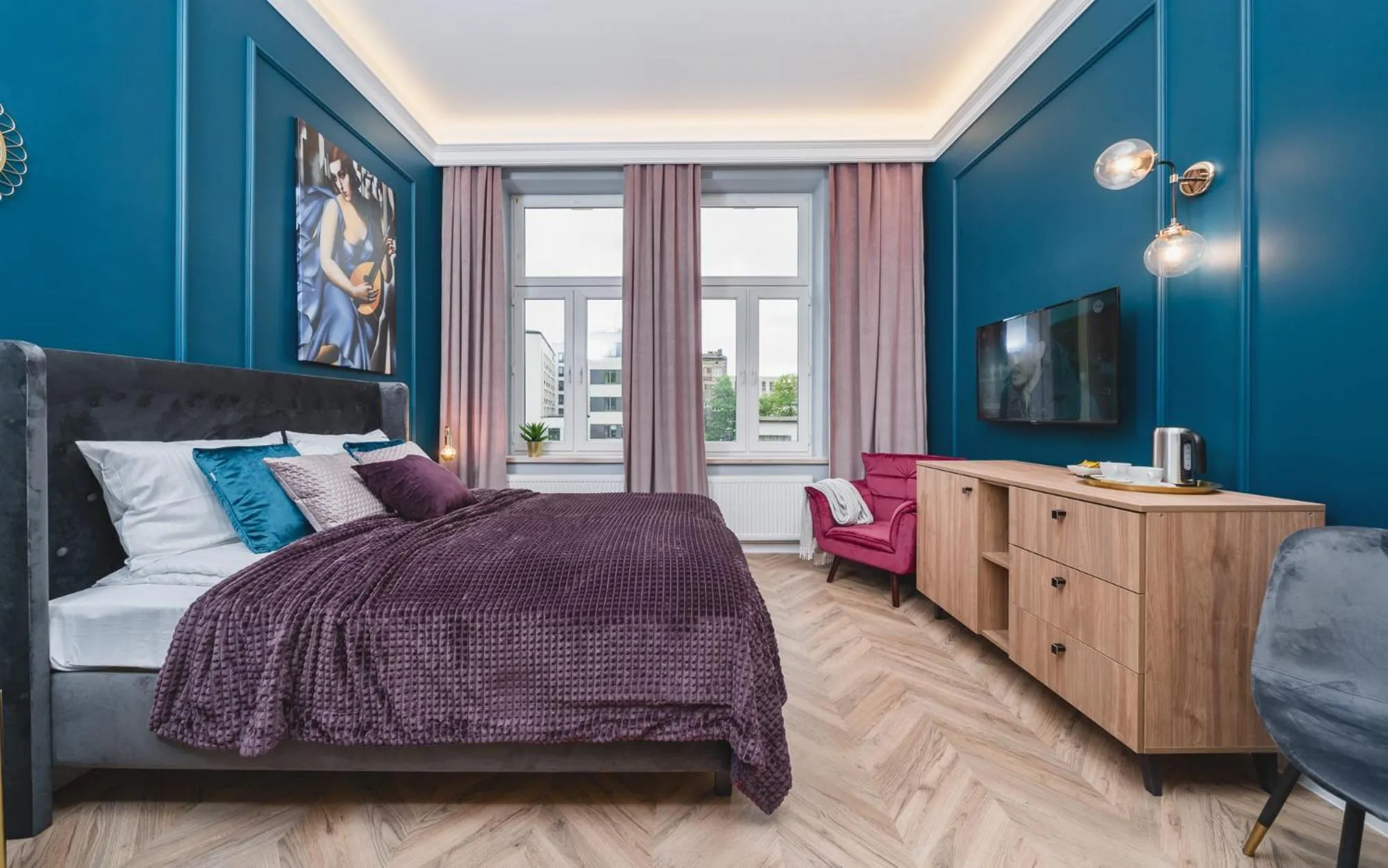 Bed in Art of Serenity