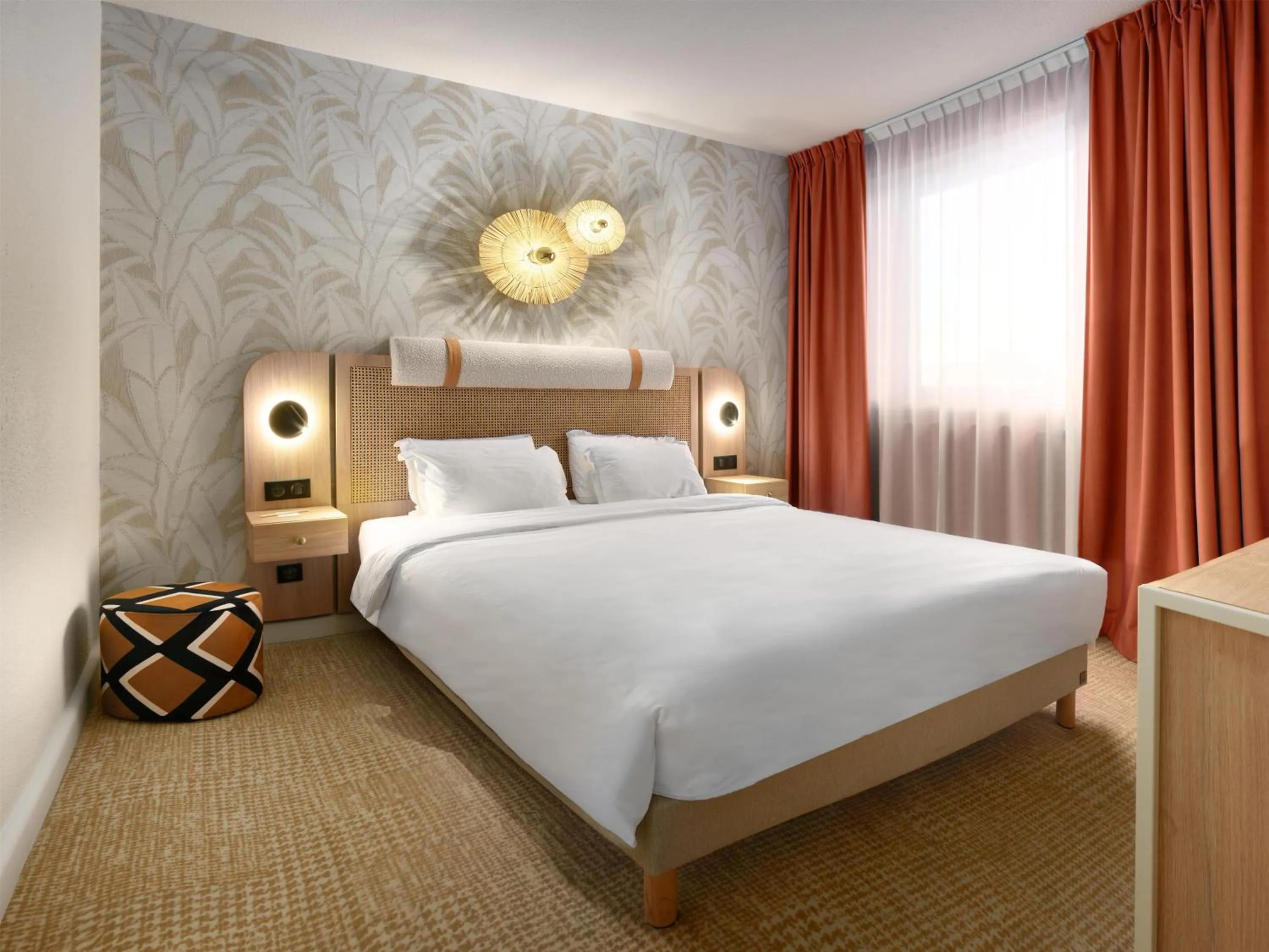 Bedroom, Bed in Radisson Hotel Clermont-Ferrand