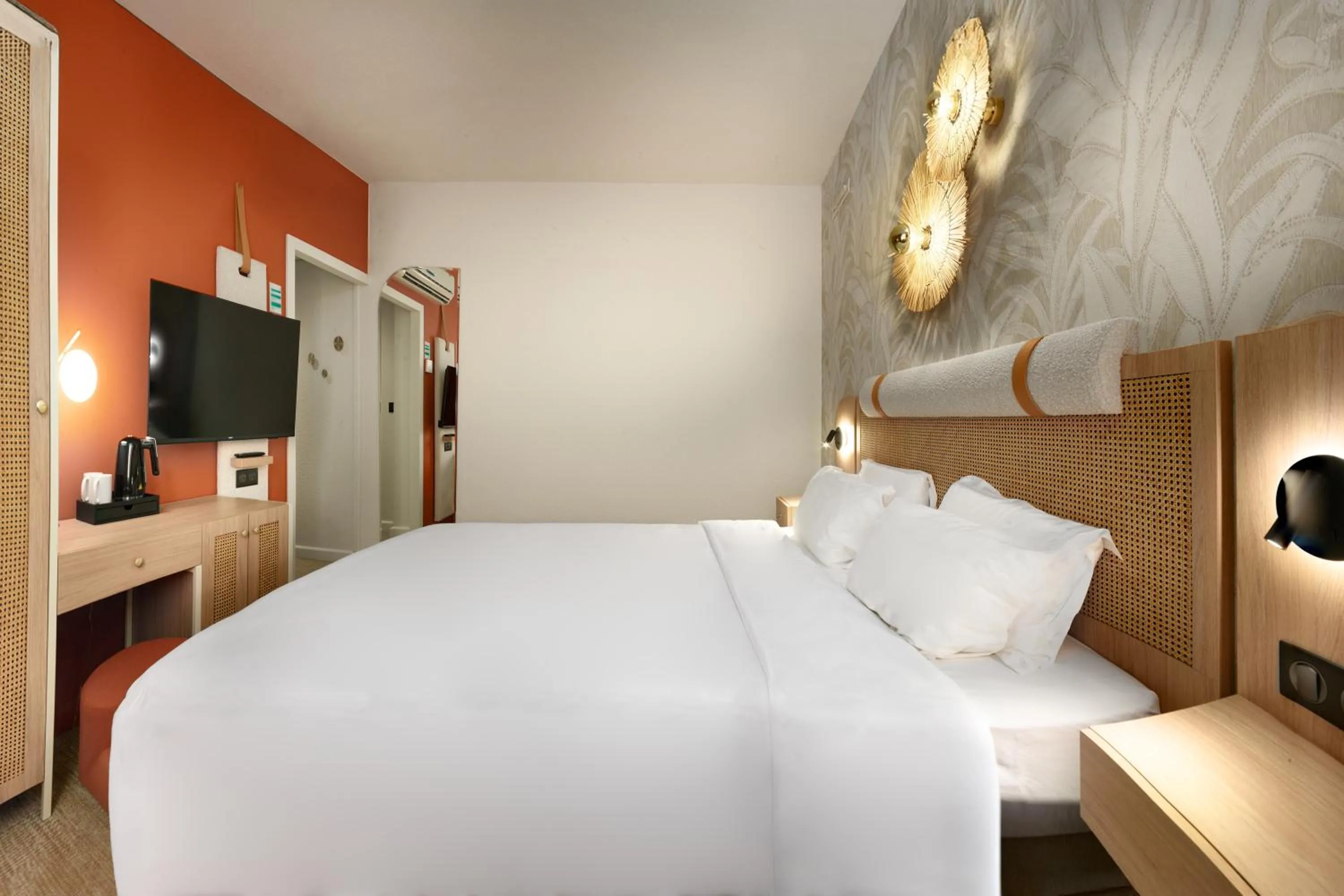 Bed in Radisson Hotel Clermont-Ferrand