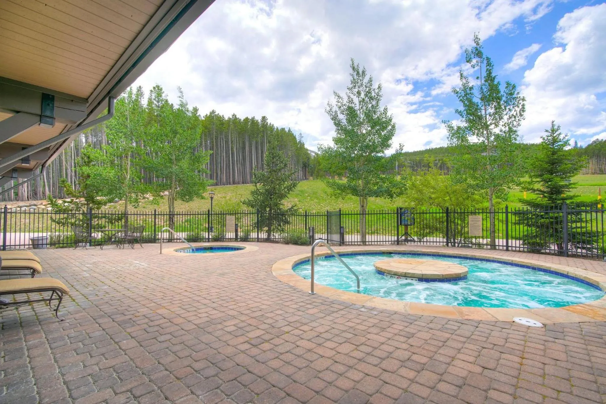 Spa and wellness centre/facilities in Crystal Peak Lodge, A Vail Resorts Property