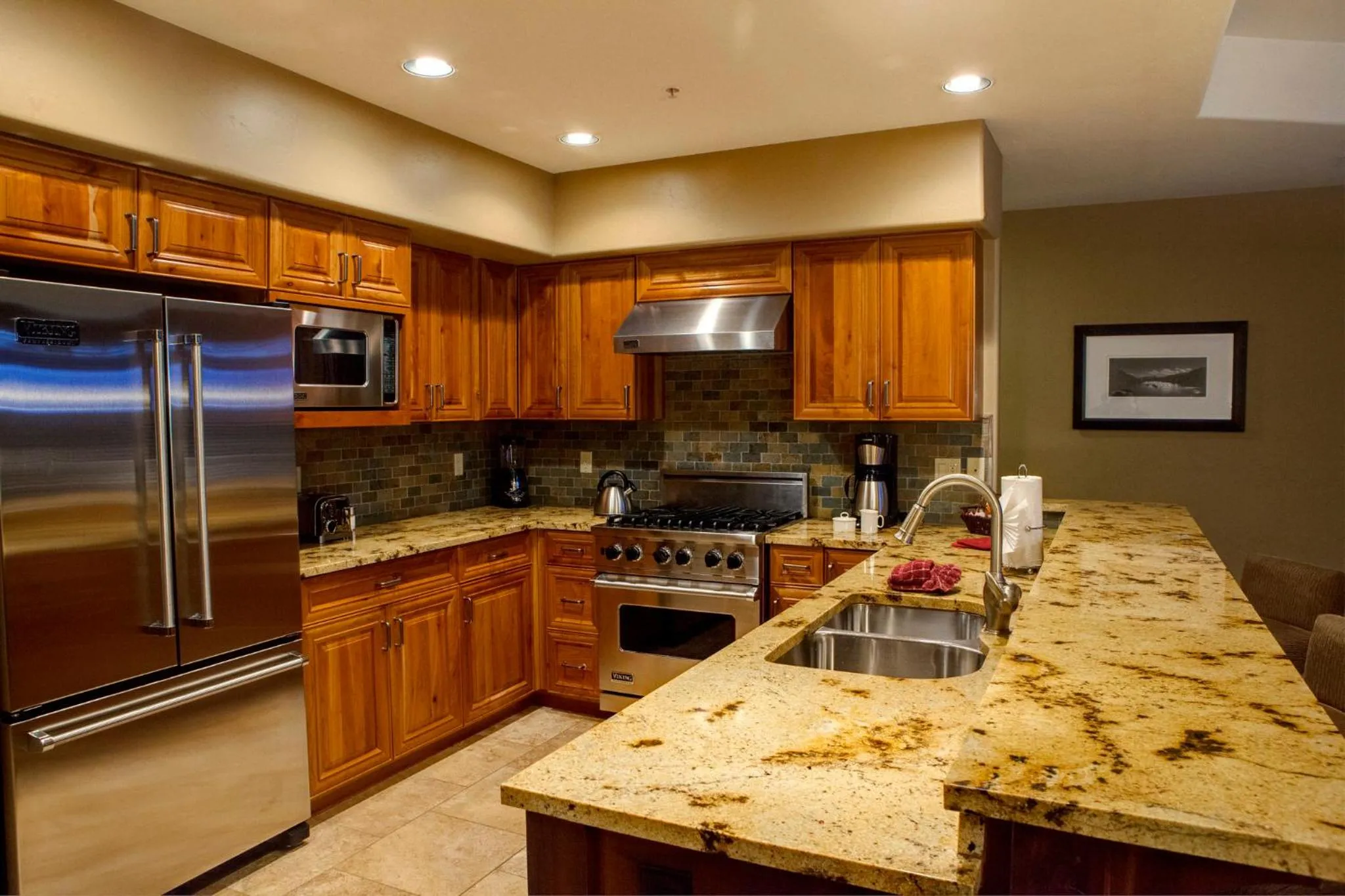 Kitchen or kitchenette in Crystal Peak Lodge By Vail Resorts