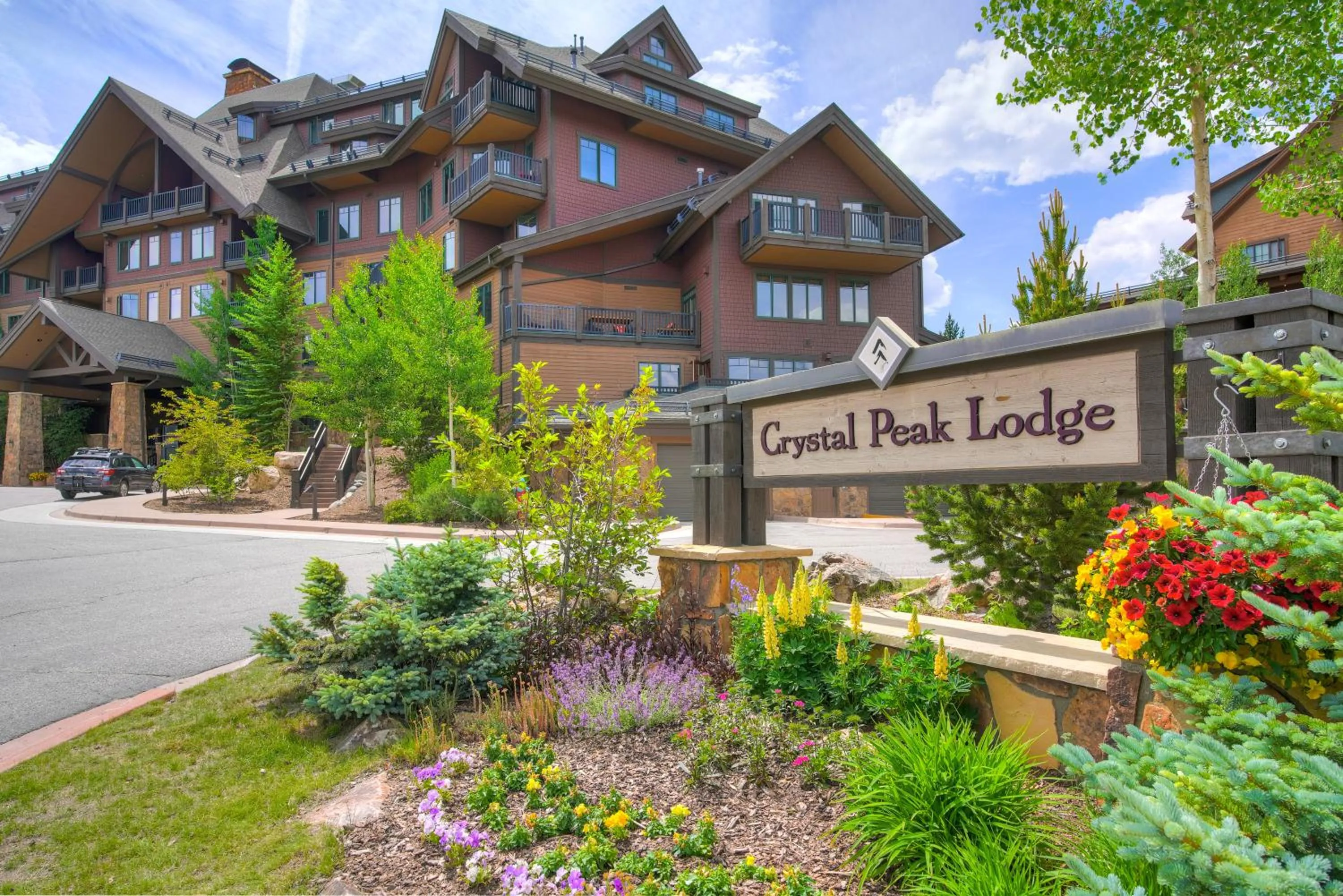 Crystal Peak Lodge By Vail Resorts
