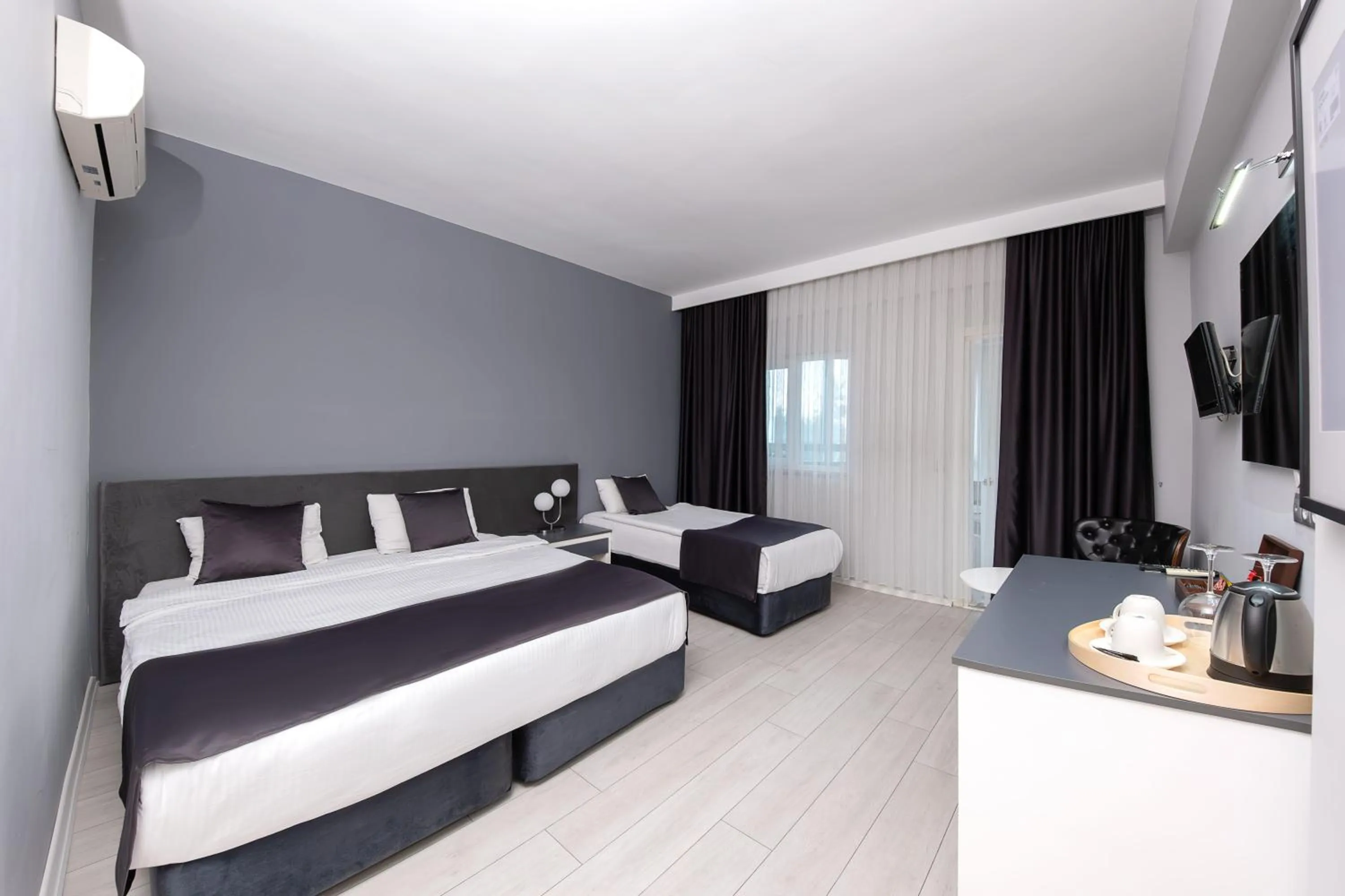 Bedroom in Expo Park Hotel