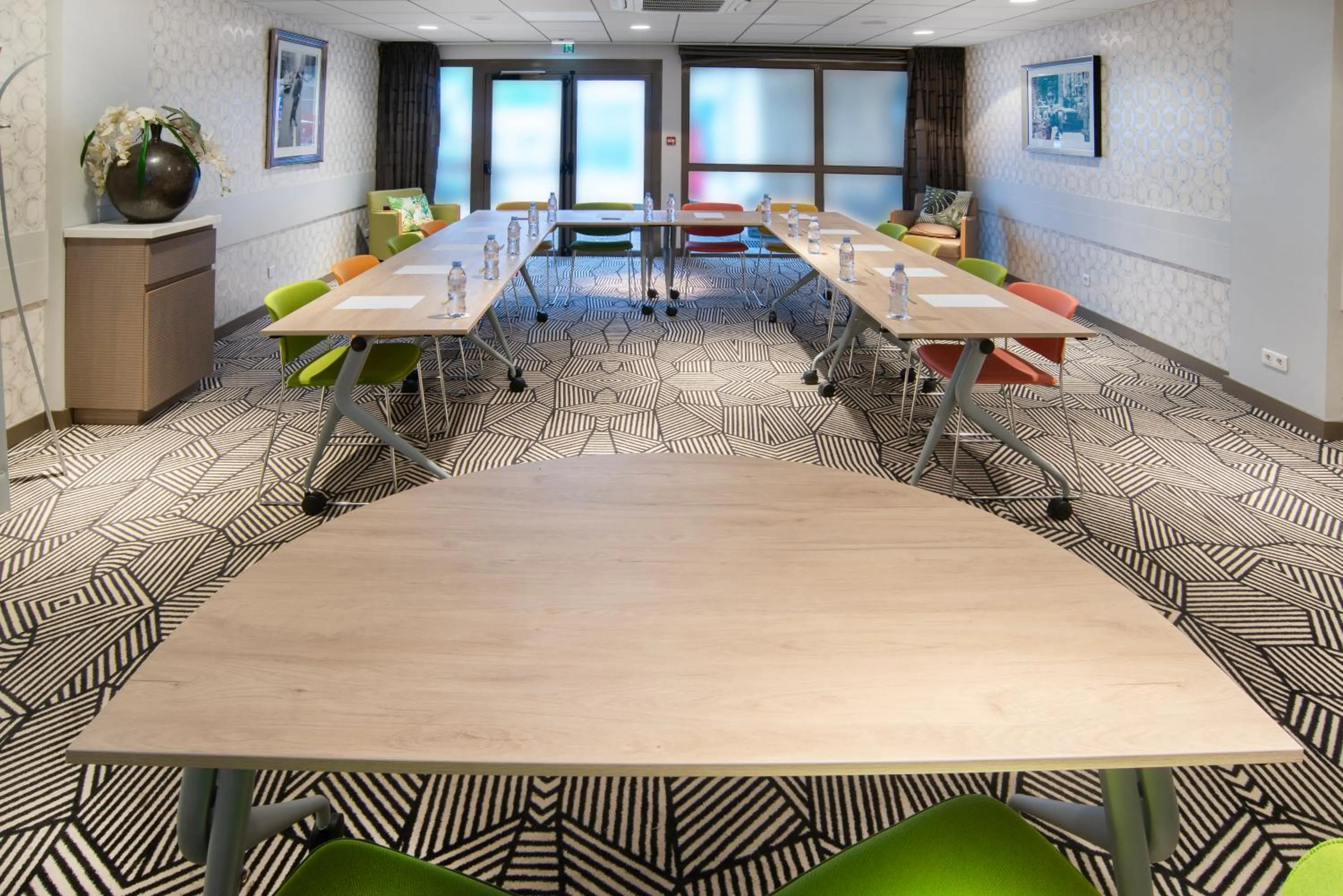 Meeting/conference room in ibis Styles Clermont-Ferrand Aéroport