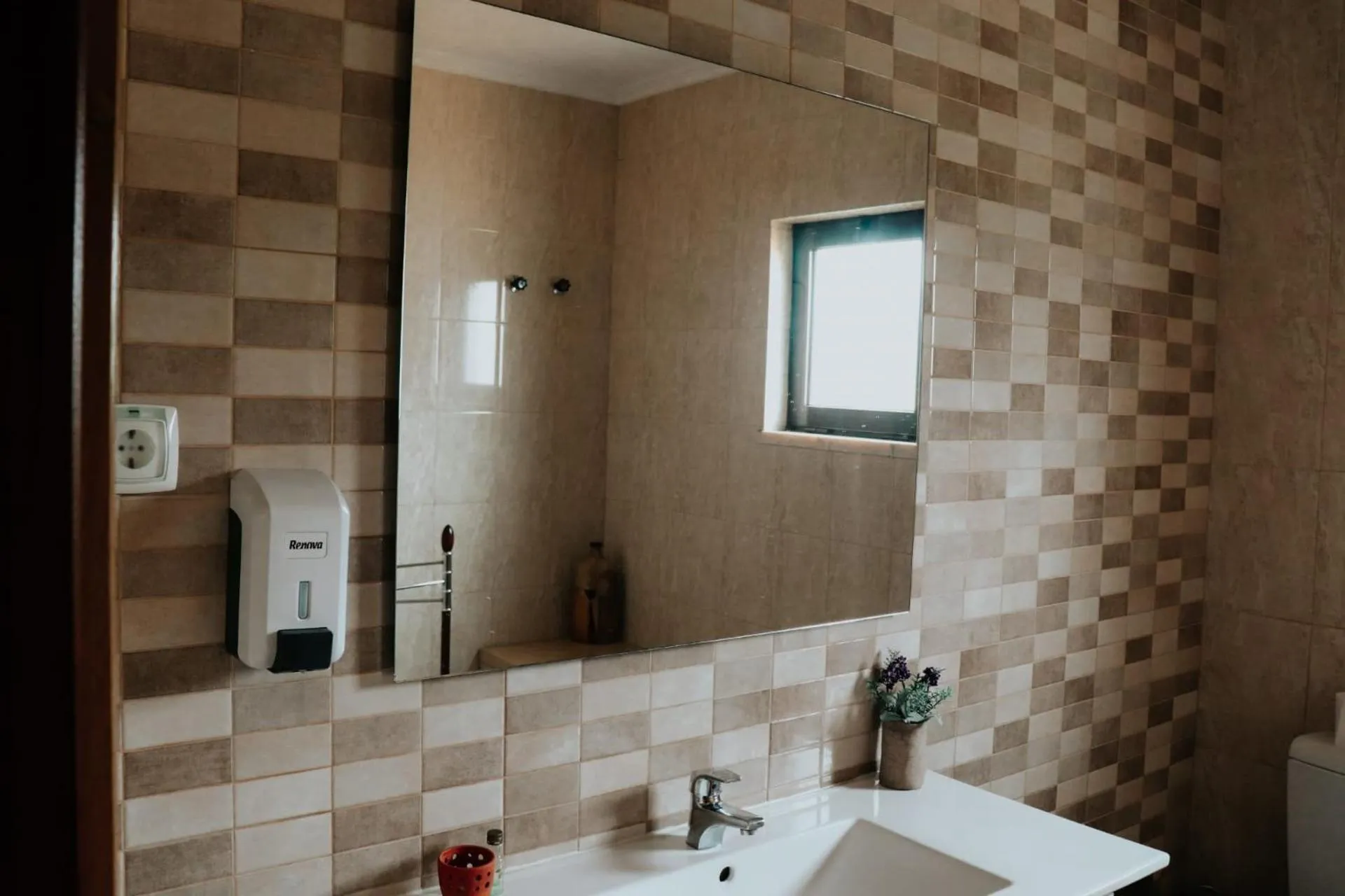 Bathroom in Sublime Sun & Van - By Meco Stays