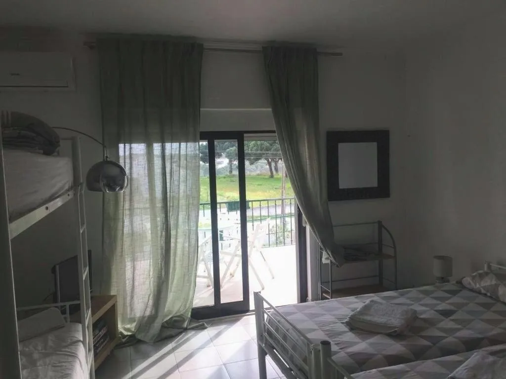 Bed in Sublime Sun & Van - By Meco Stays