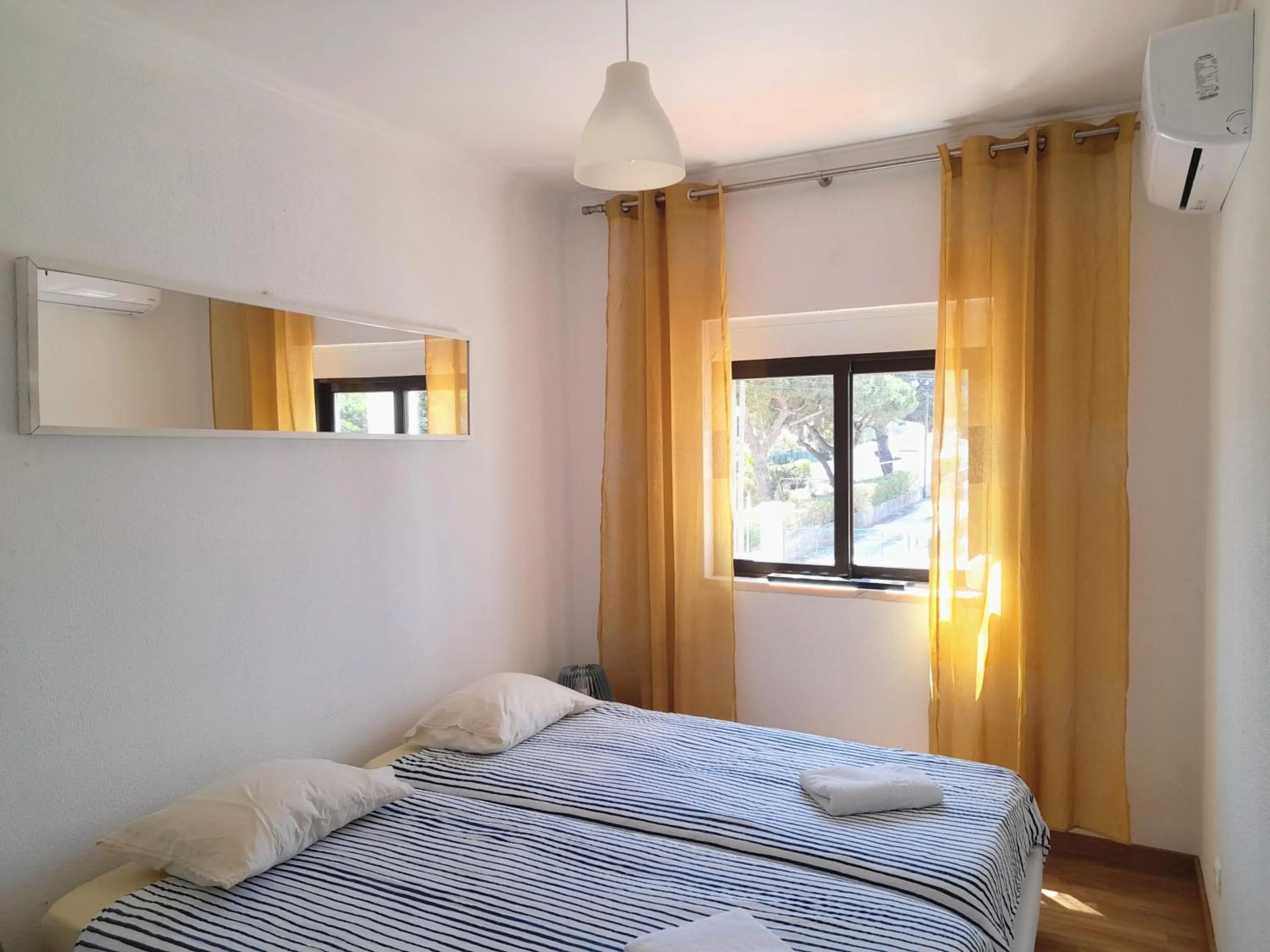 Bed in Sublime Sun & Van - By Meco Stays