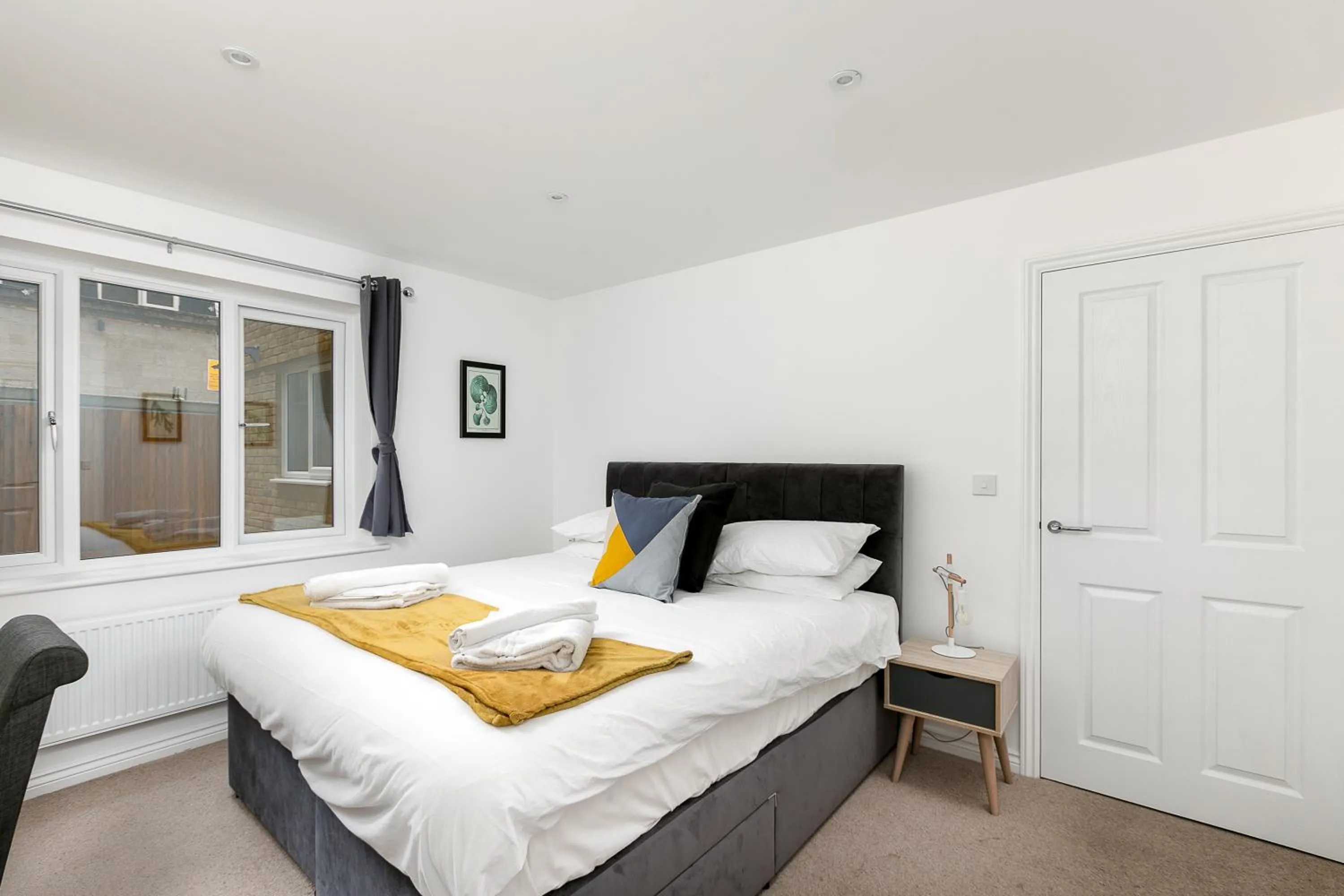 Bed in Hertford Serviced Apartments by Payman Club