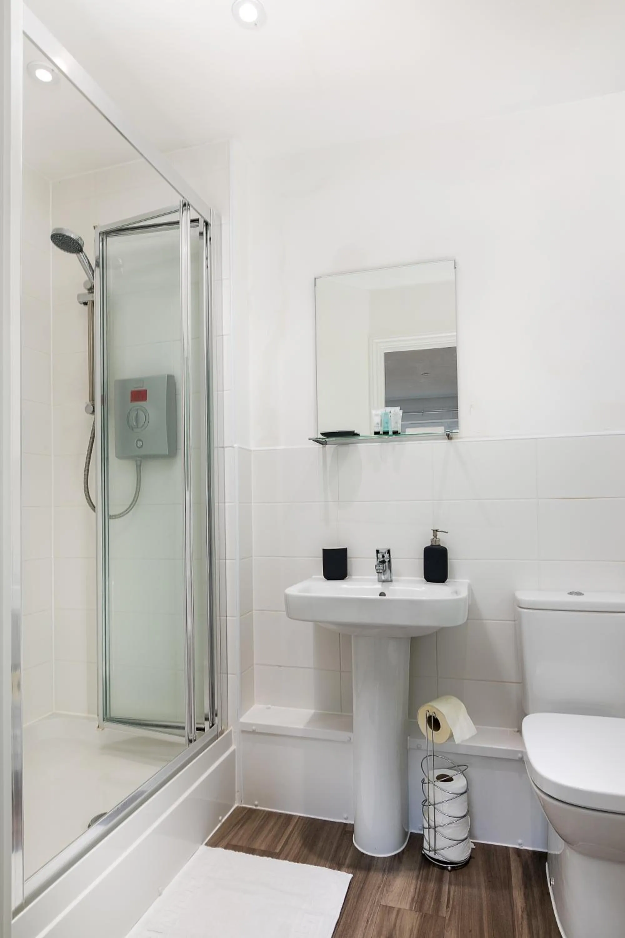 Shower in Hertford Serviced Apartments by Payman Club