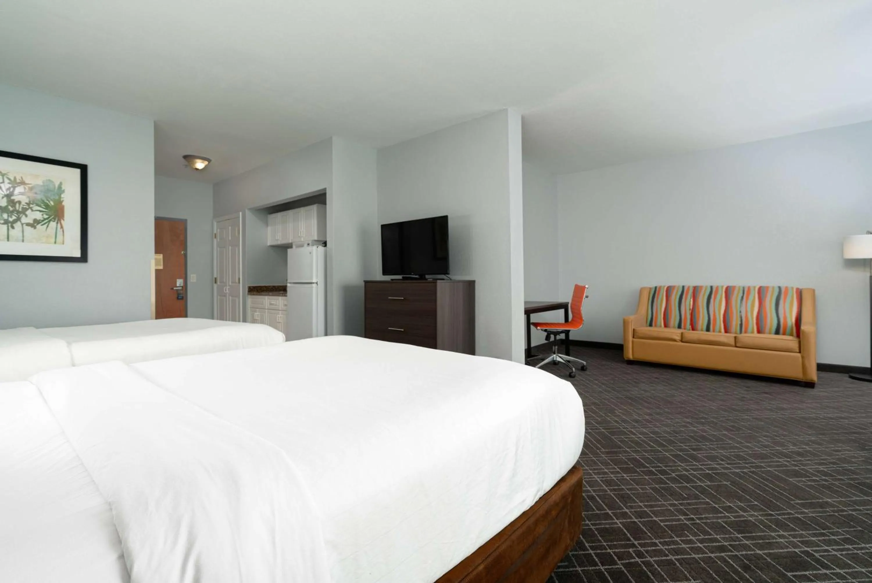 Photo of the whole room, Bed in Baymont by Wyndham Augusta Riverwatch